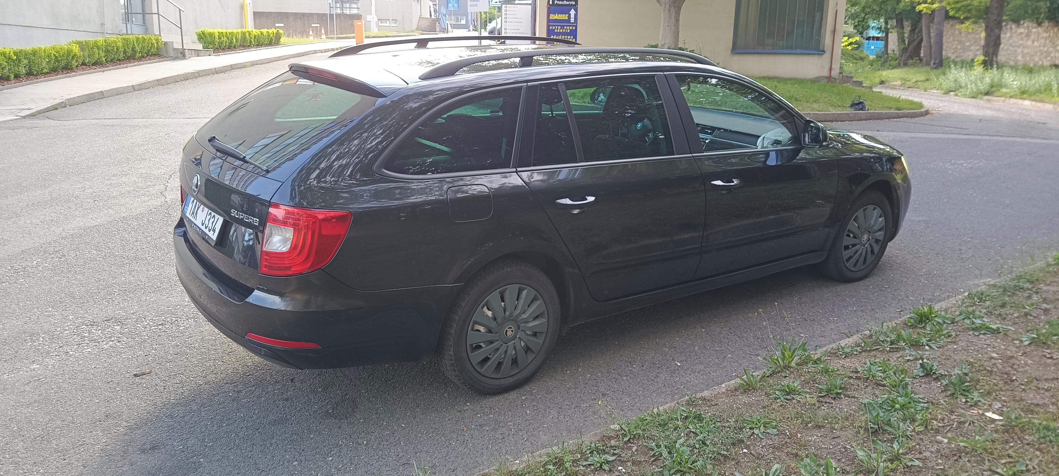 Škoda Superb, 2.0TDI - fotka 3