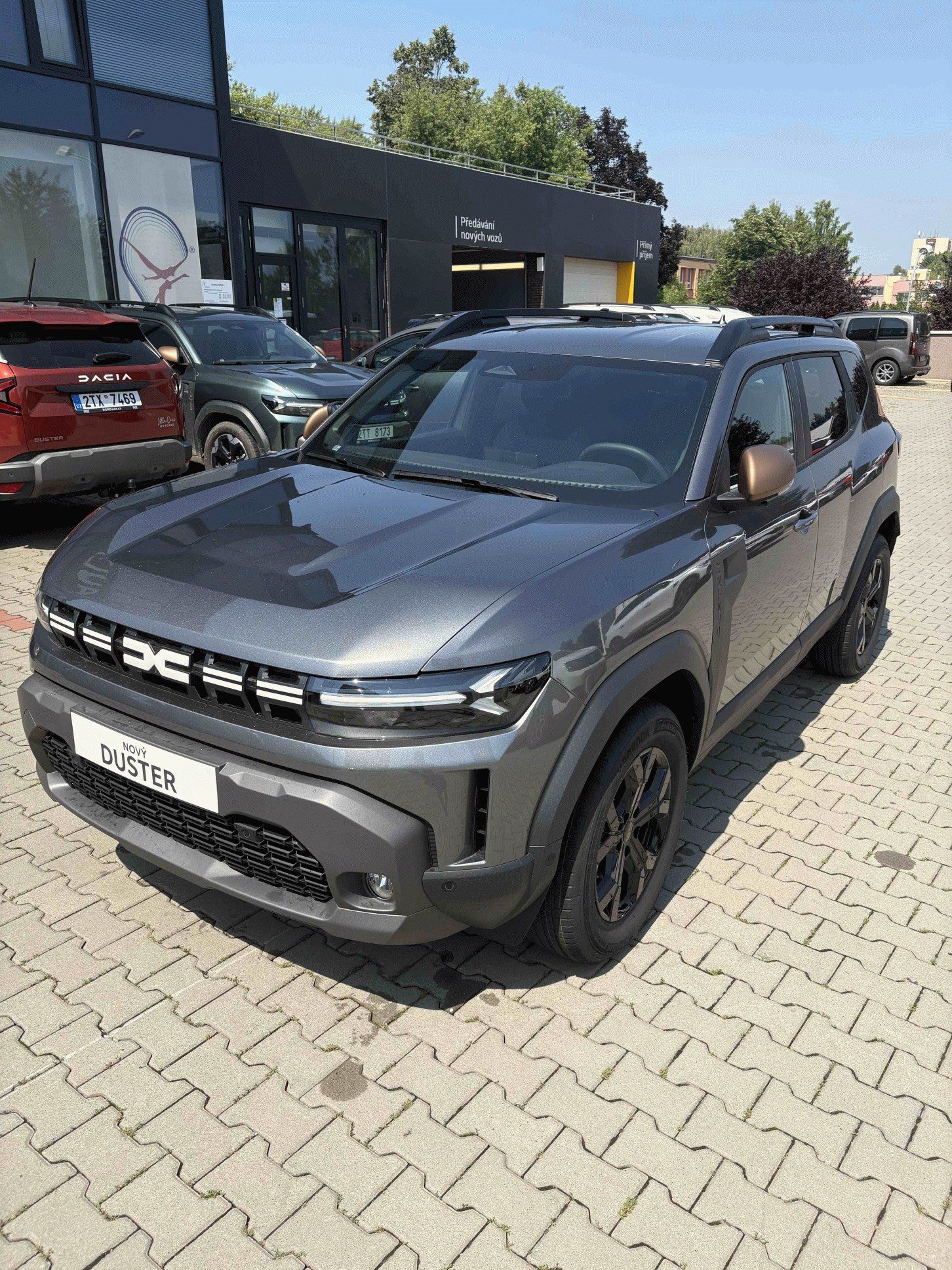Dacia Duster, Extreme ECO-G 120 auto pobočka