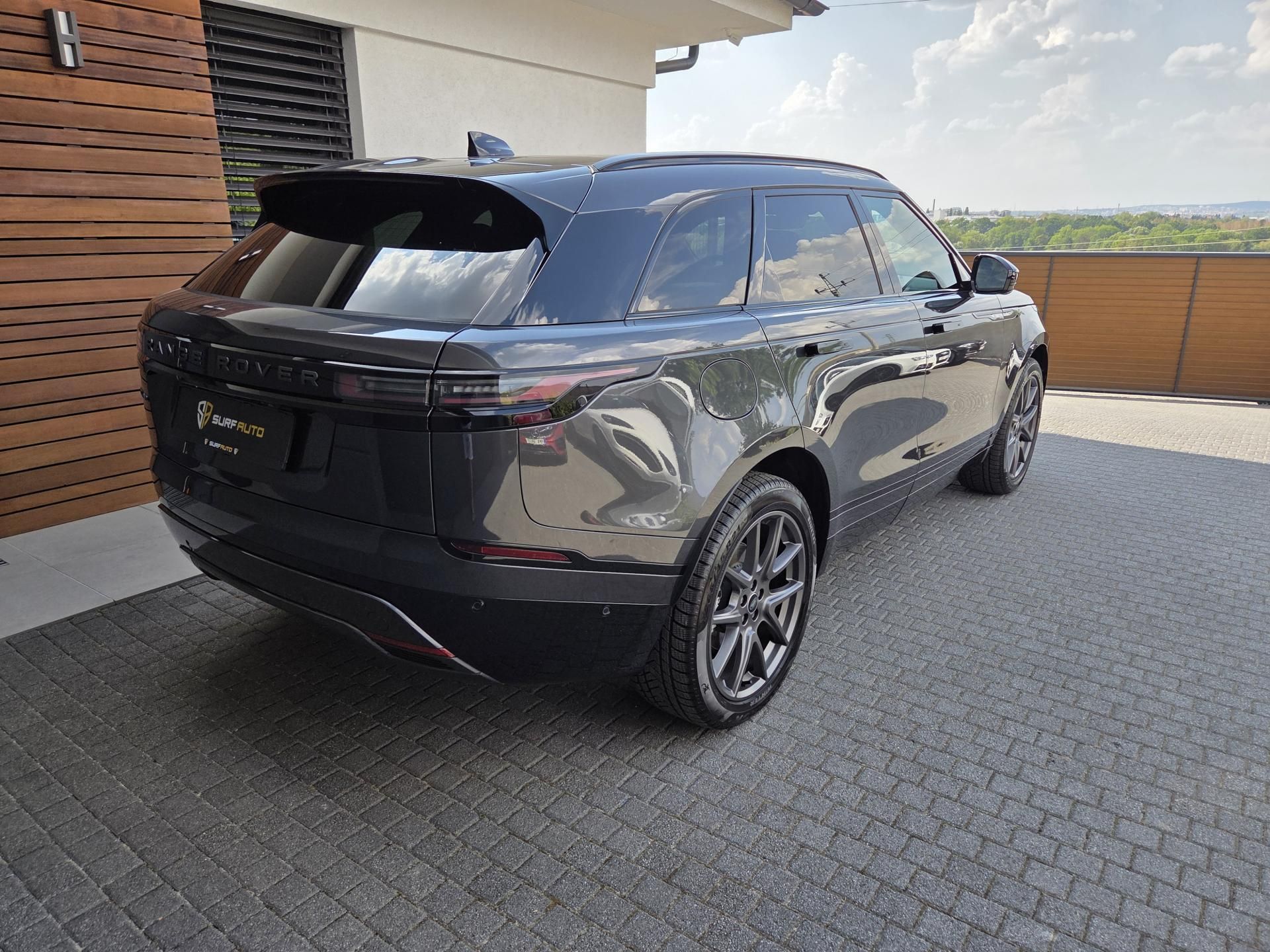 Land Rover Range Rover Velar, P400e Dynamic SE PANO R21 TOP - fotka 3