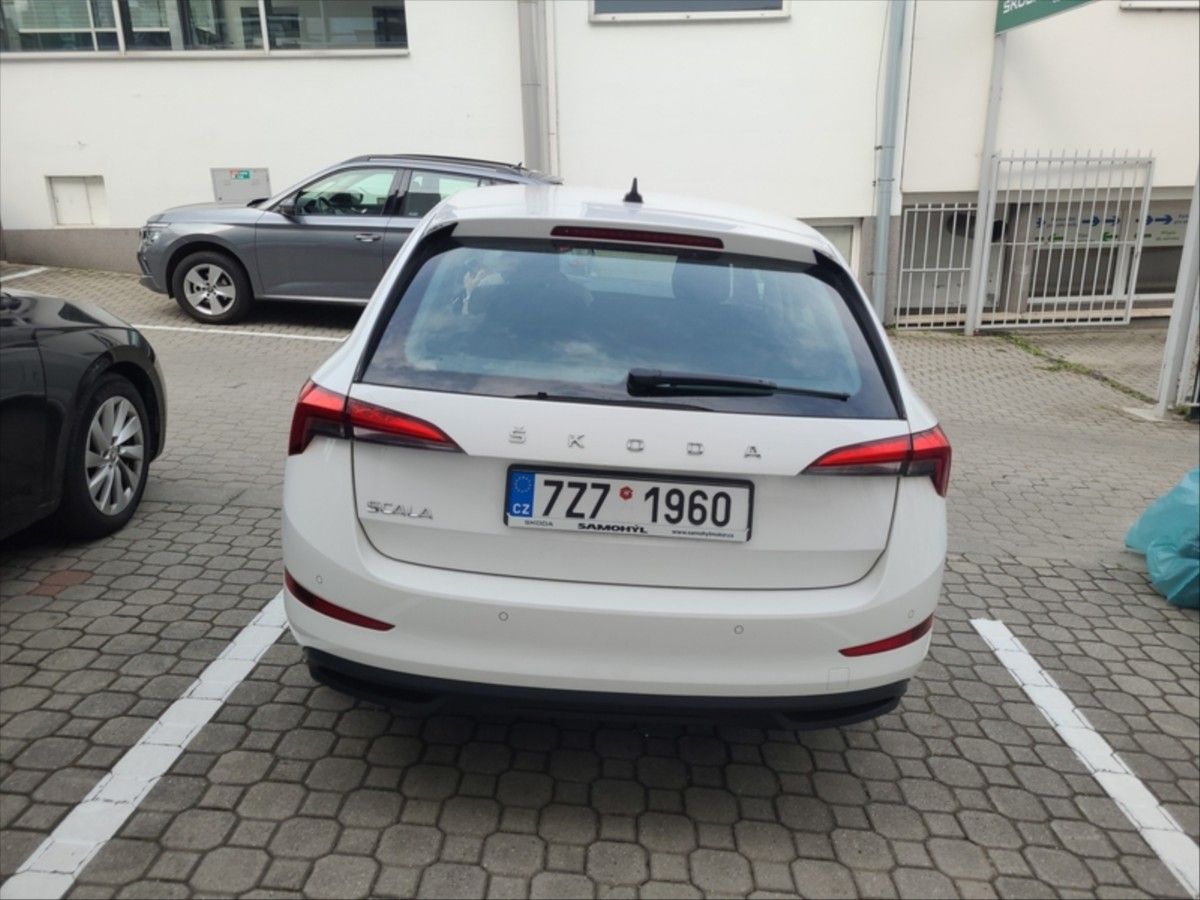 Škoda Scala, 1,0 TSi 70kW SpaceBack - fotka 3