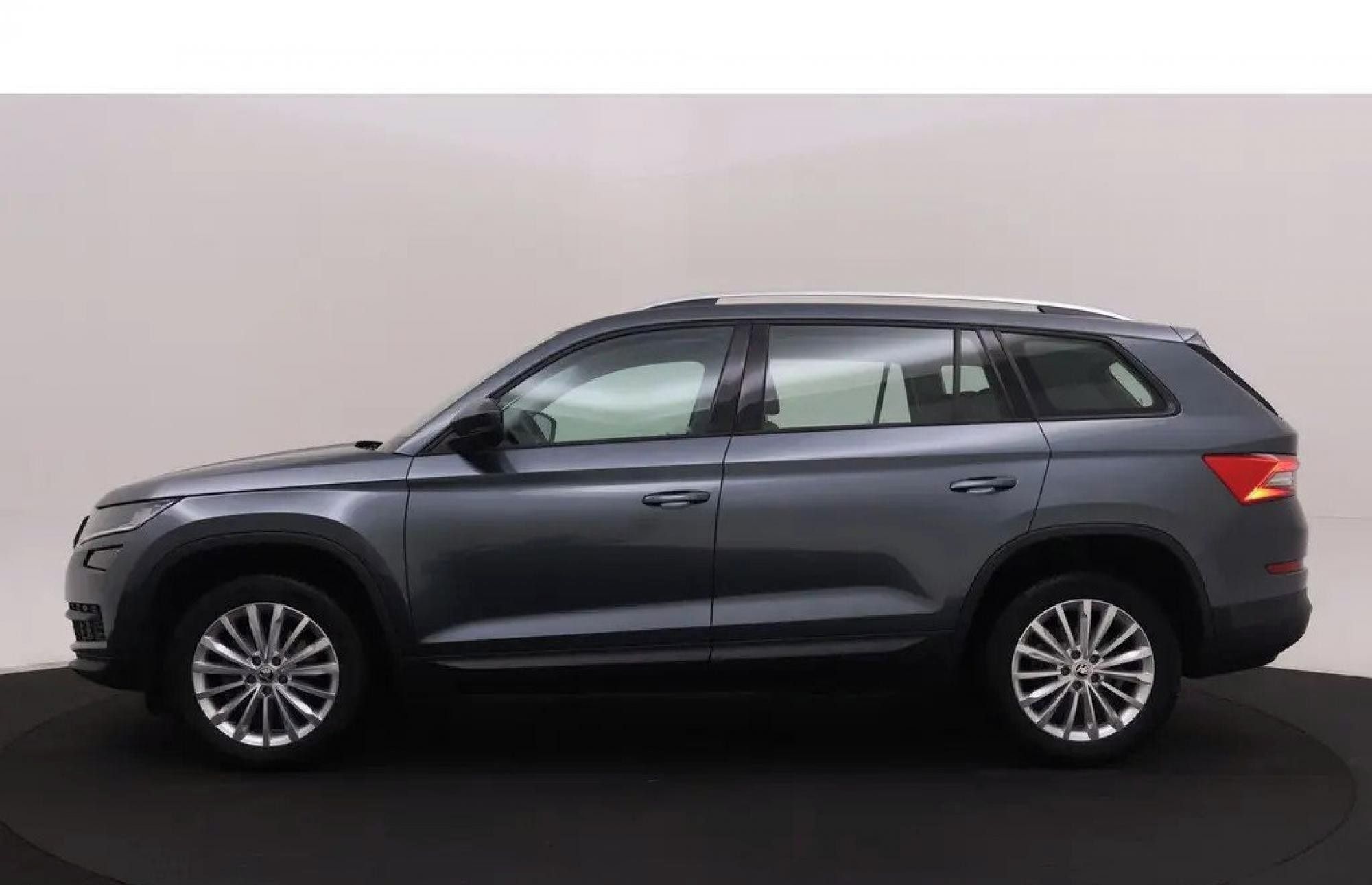Škoda Kodiaq, FULL LED, ACC, Záruka - fotka 2