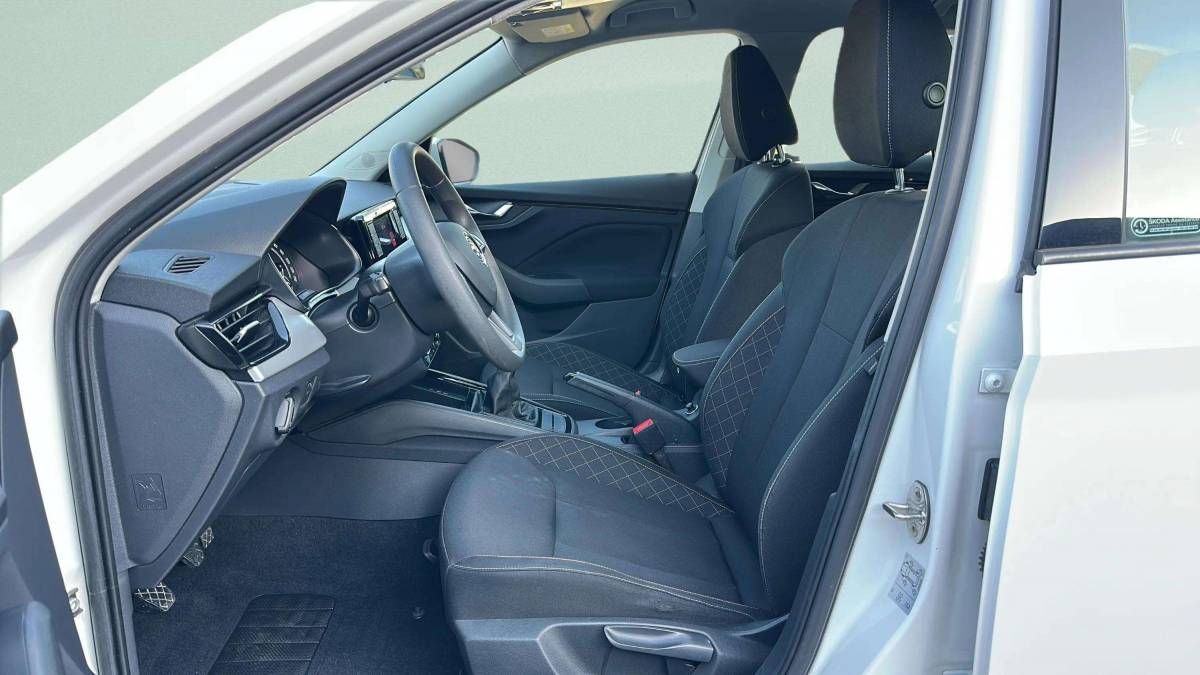 Škoda Kamiq, Ambition 1,0 TSI 85kW MT6/6586 - fotka 6