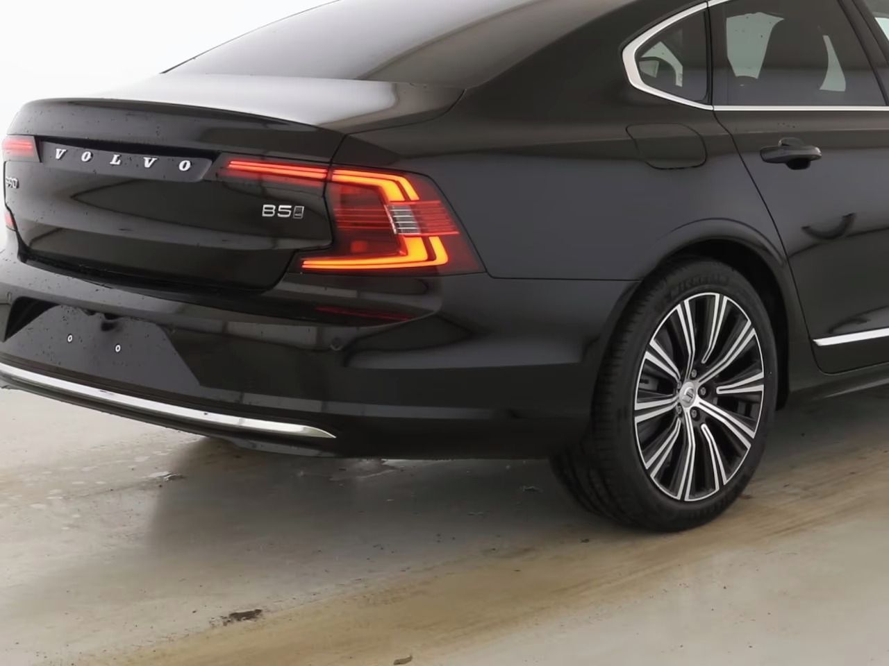 Volvo S90, B5 2.0 Ultimate Bright AWD - fotka 4