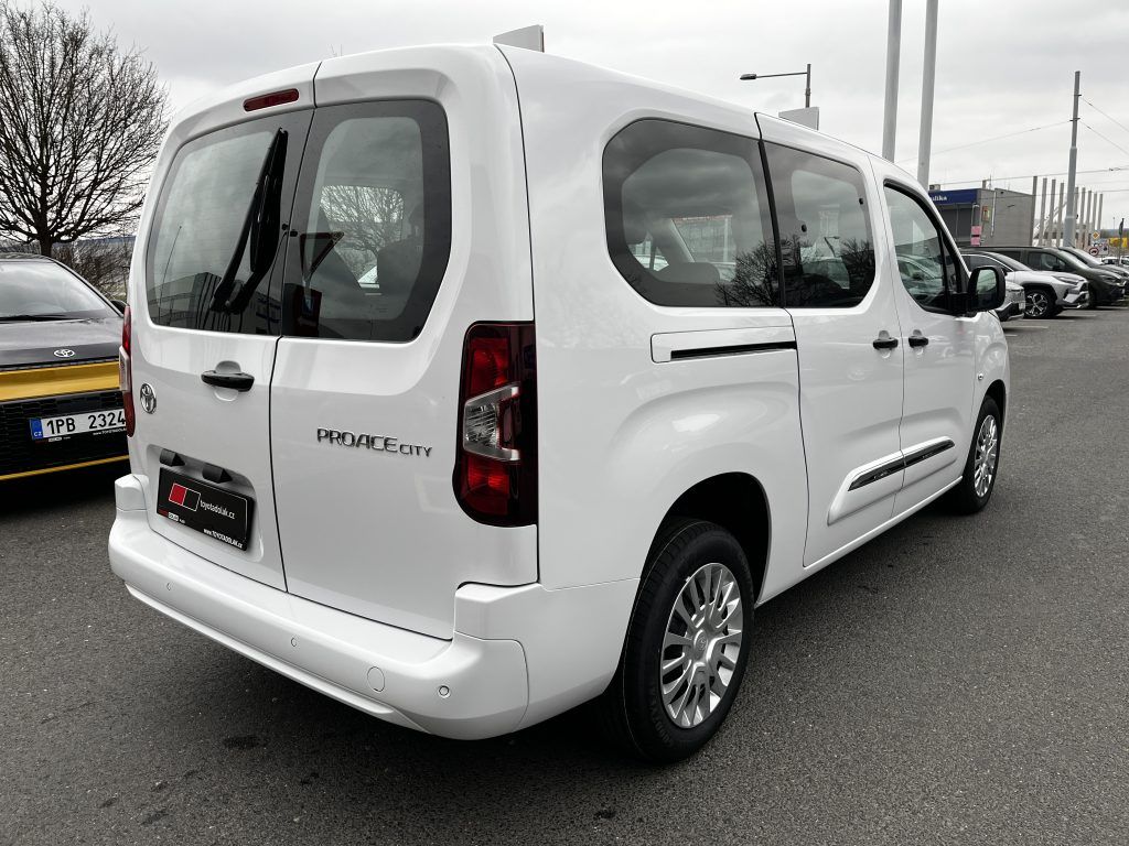 Toyota Proace City Verso, 1.5D MT Business ODBĚR 11/2026 - fotka 4