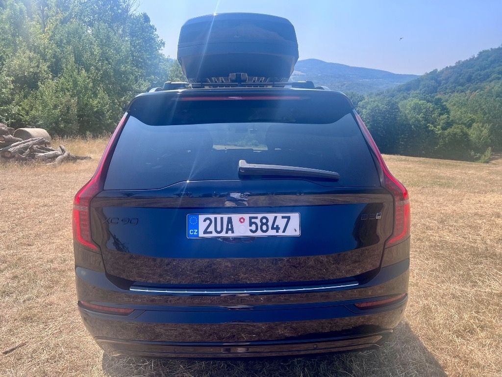 Volvo XC90, Volvo PLUS dark Mild Hybrid B5 - fotka 6