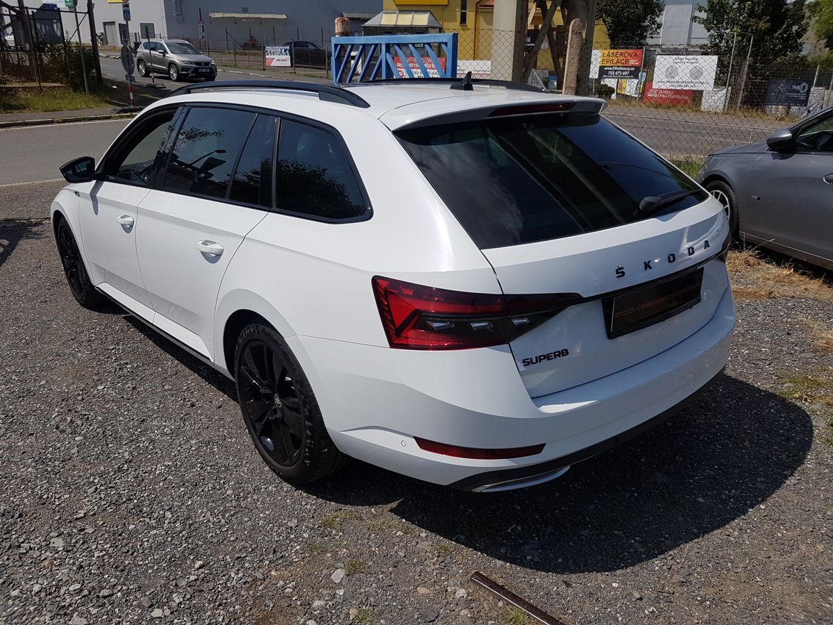 Škoda Superb, 2.0TDi 110KW SPORT LINE - fotka 3
