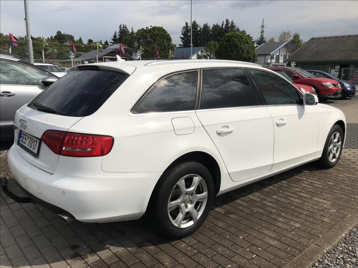 Audi A4, 2,7 - fotka 4