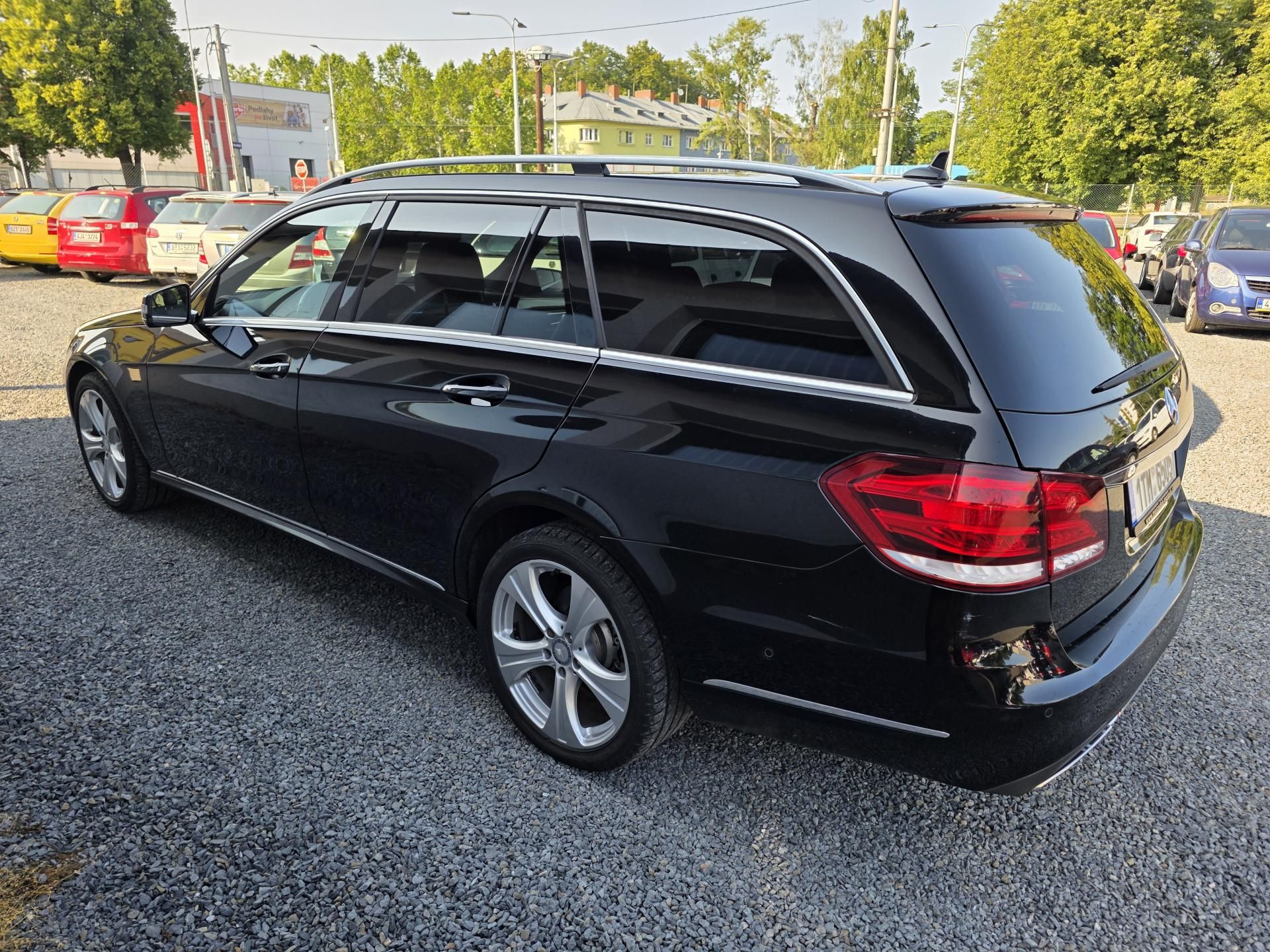 Mercedes-Benz Třídy E, E 200CDI TZ Led Xenon - fotka 3