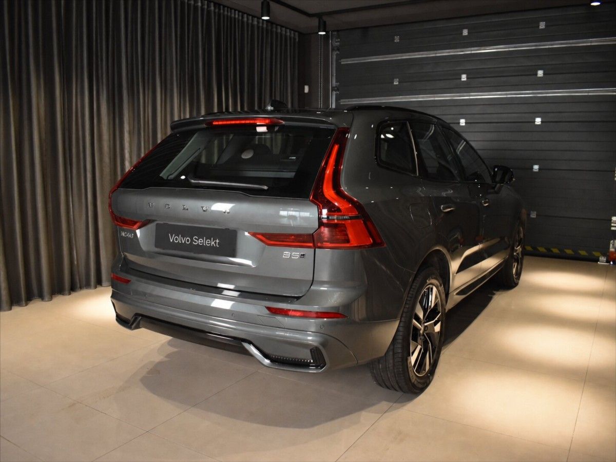Volvo XC60, 2,0 B5 AWD Plus BLIS,Bezklíč - fotka 5