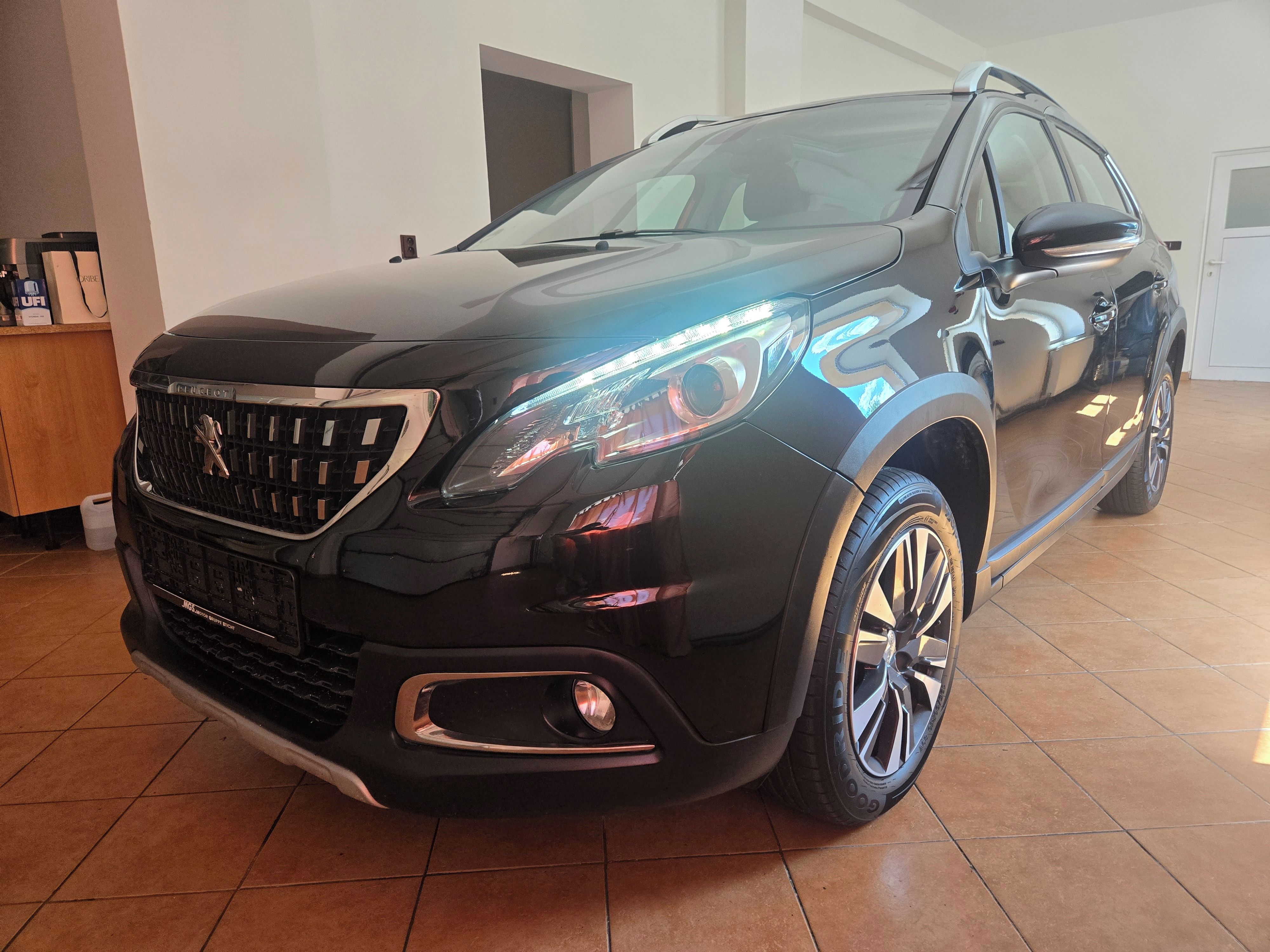 Peugeot 2008, 1,6HDi 88kW Allure