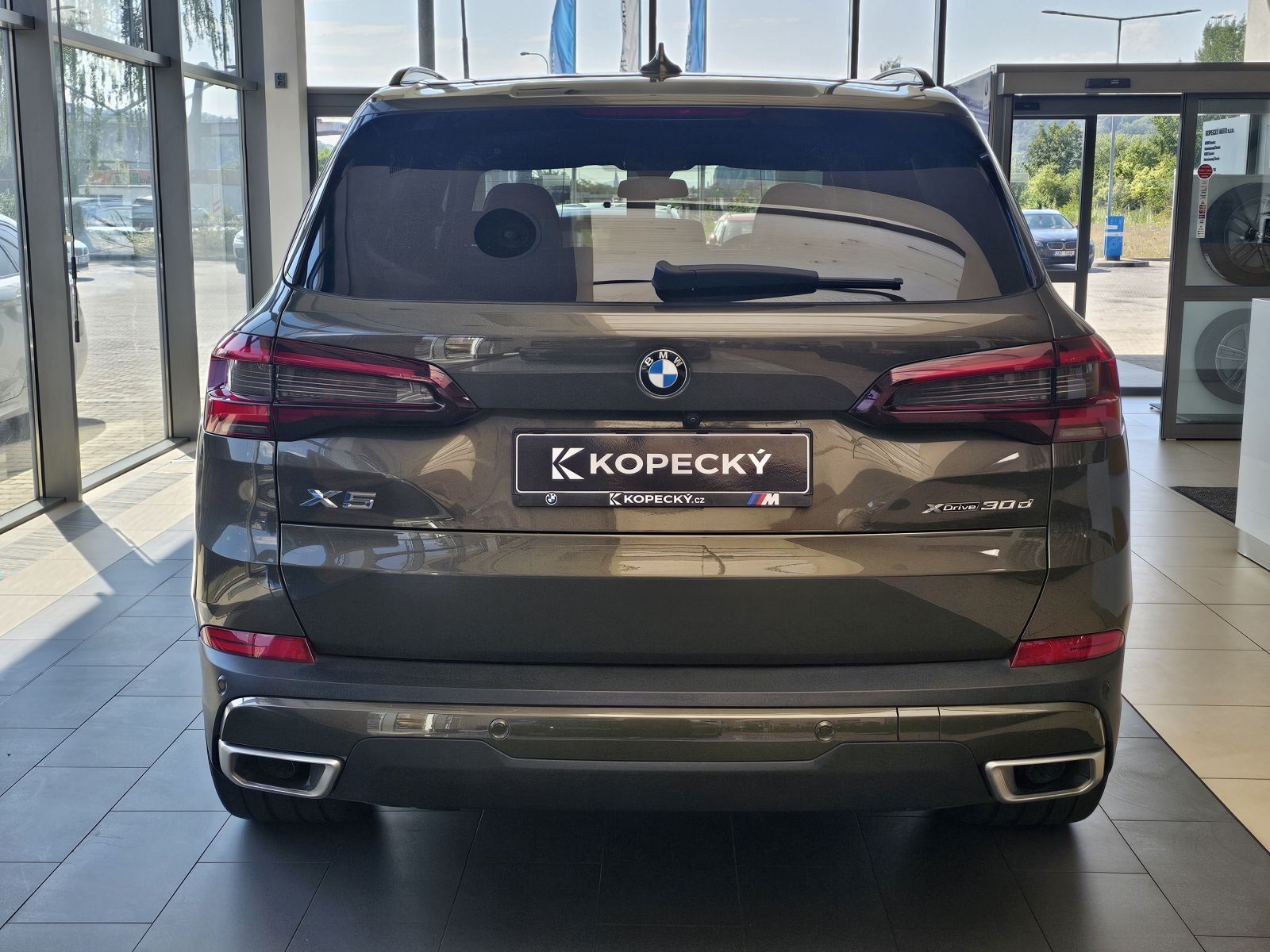 BMW X5, xDrive30d - fotka 5