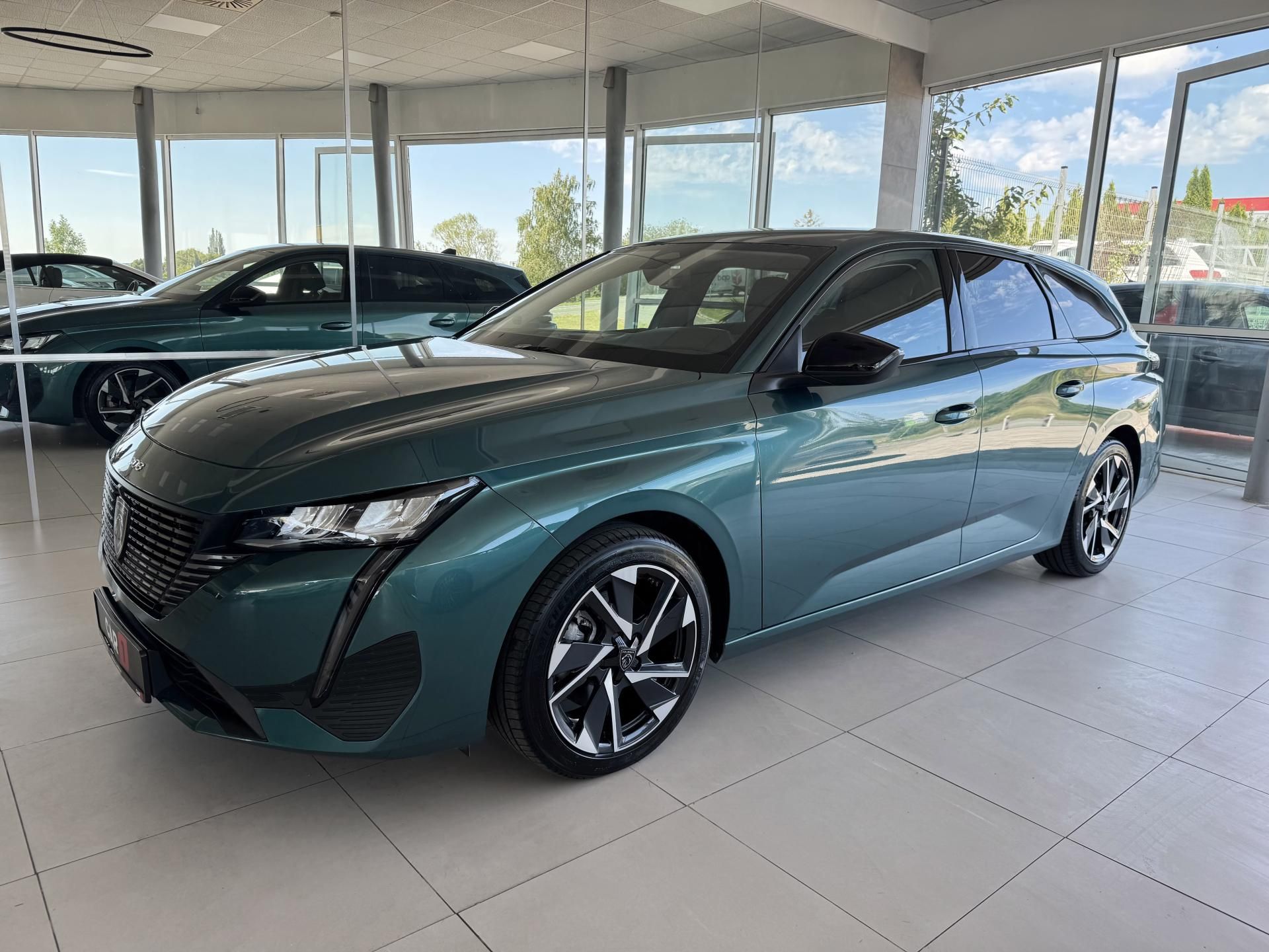 Peugeot 308, 1,2PT 96KW*ALLURE*Kamera*DPH - fotka 2