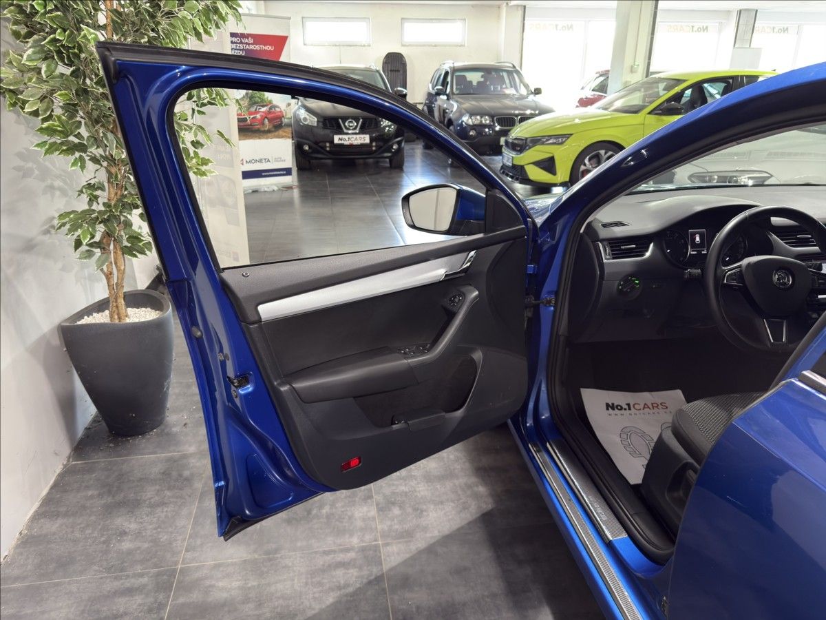 Škoda Octavia, 1,8   TSI DSG EA888 ELEGANCE - fotka 6