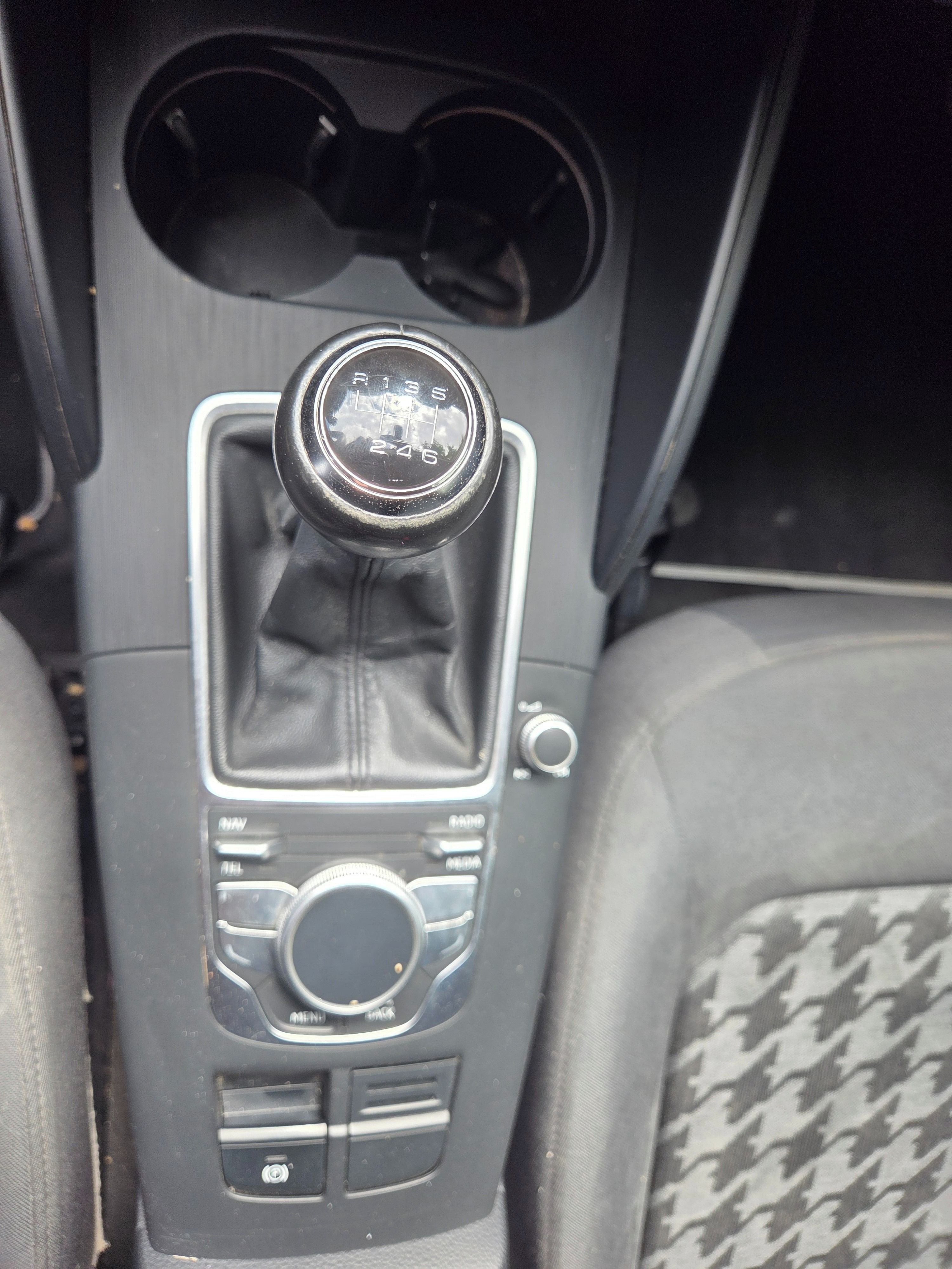 Audi A3, Audi A3, 1.4 TFSI 90 kW - fotka 6
