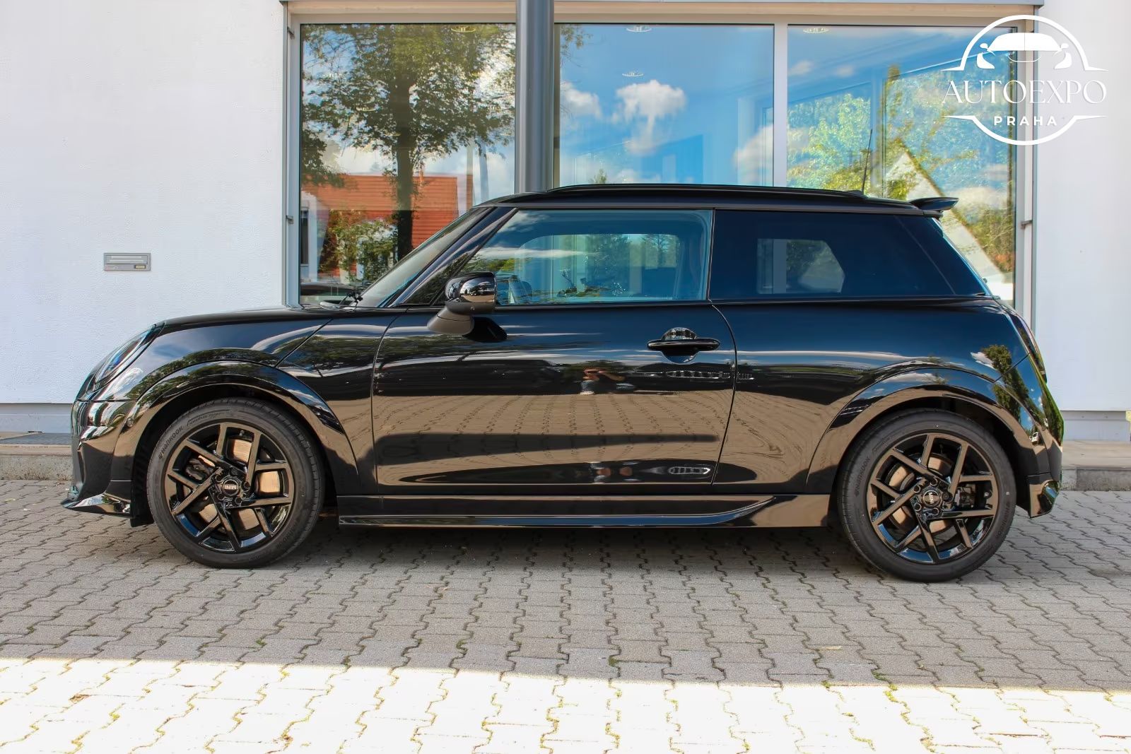 Mini Cooper S, John Cooper Works TRIM - fotka 4
