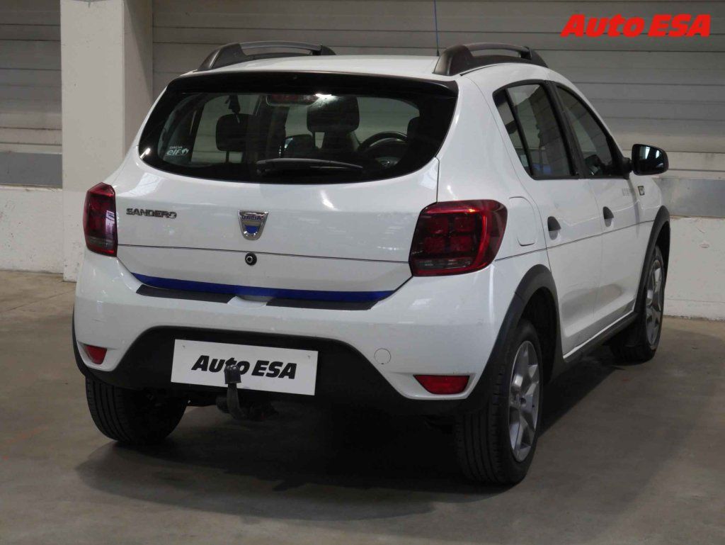Dacia Sandero, 1.0,servis.kniha - fotka 6