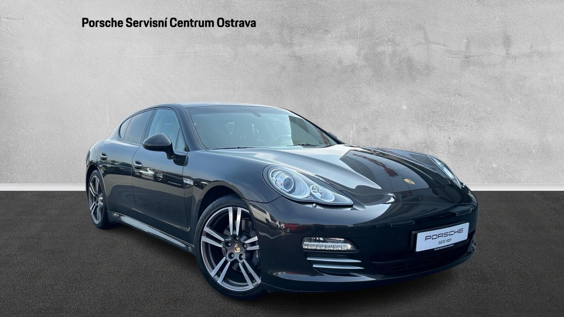 Porsche Panamera, Panamera 4 - fotka 4