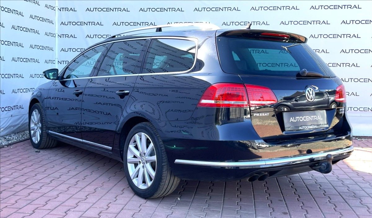 Volkswagen Passat, 2,0 TDi,103kW,HIGHLINE,STK 7/2 - fotka 6