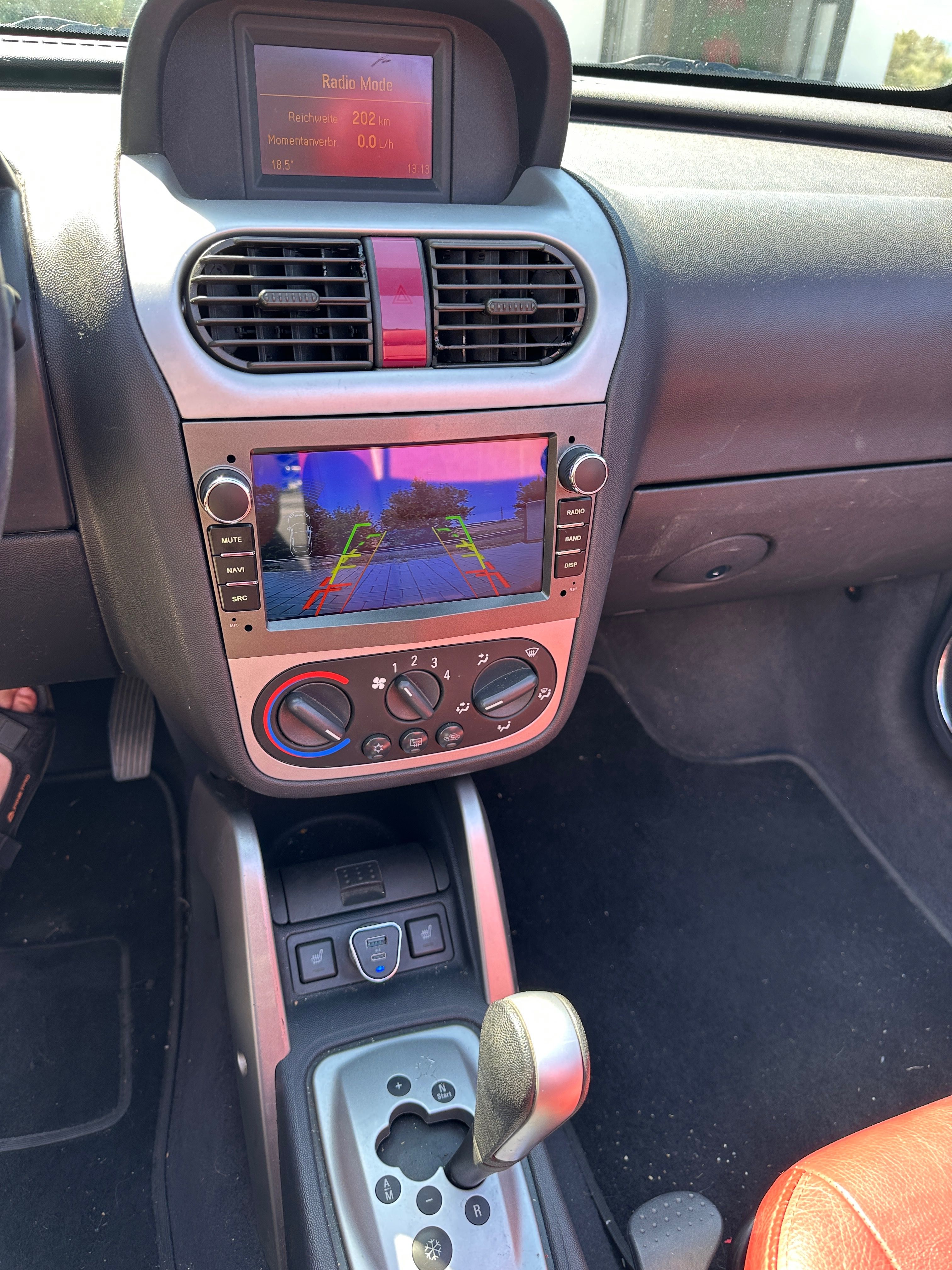 Opel Tigra, 1.4 - fotka 6