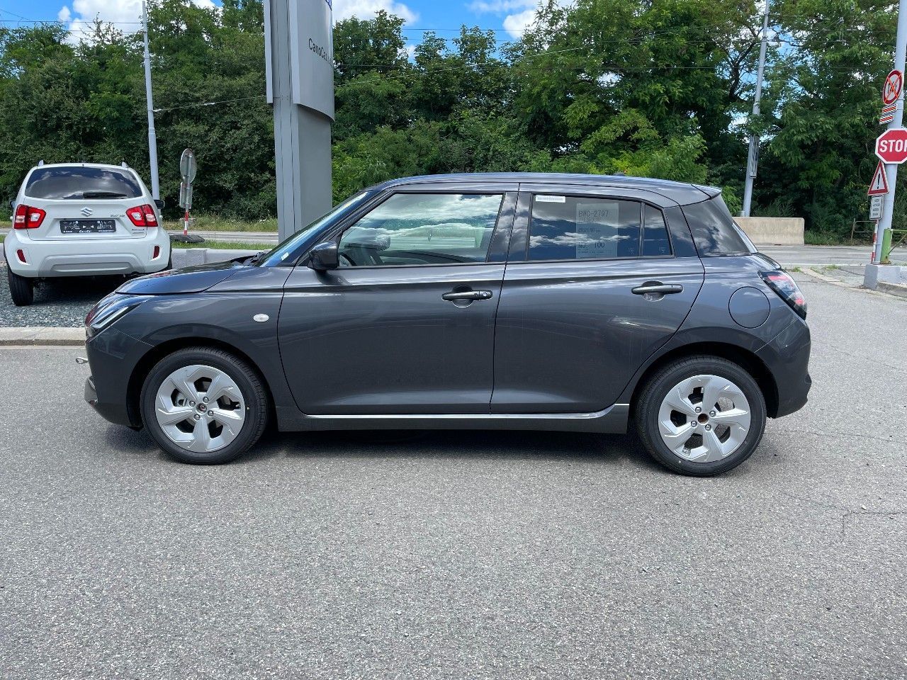 Suzuki Swift, Premium 1,2 DualJet Hybrid - fotka 4