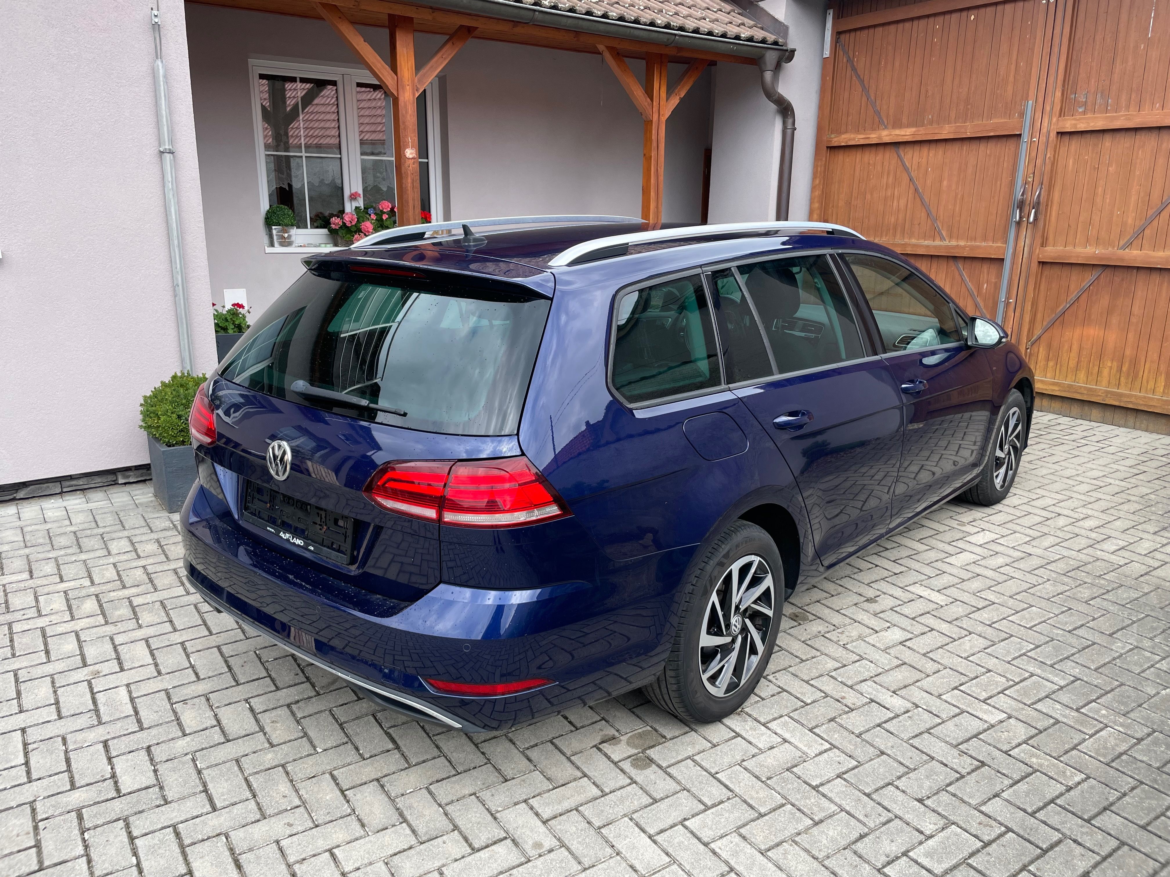 Volkswagen Golf, 2.0 TDi 110kw výbava JOIN, TOP - fotka 2