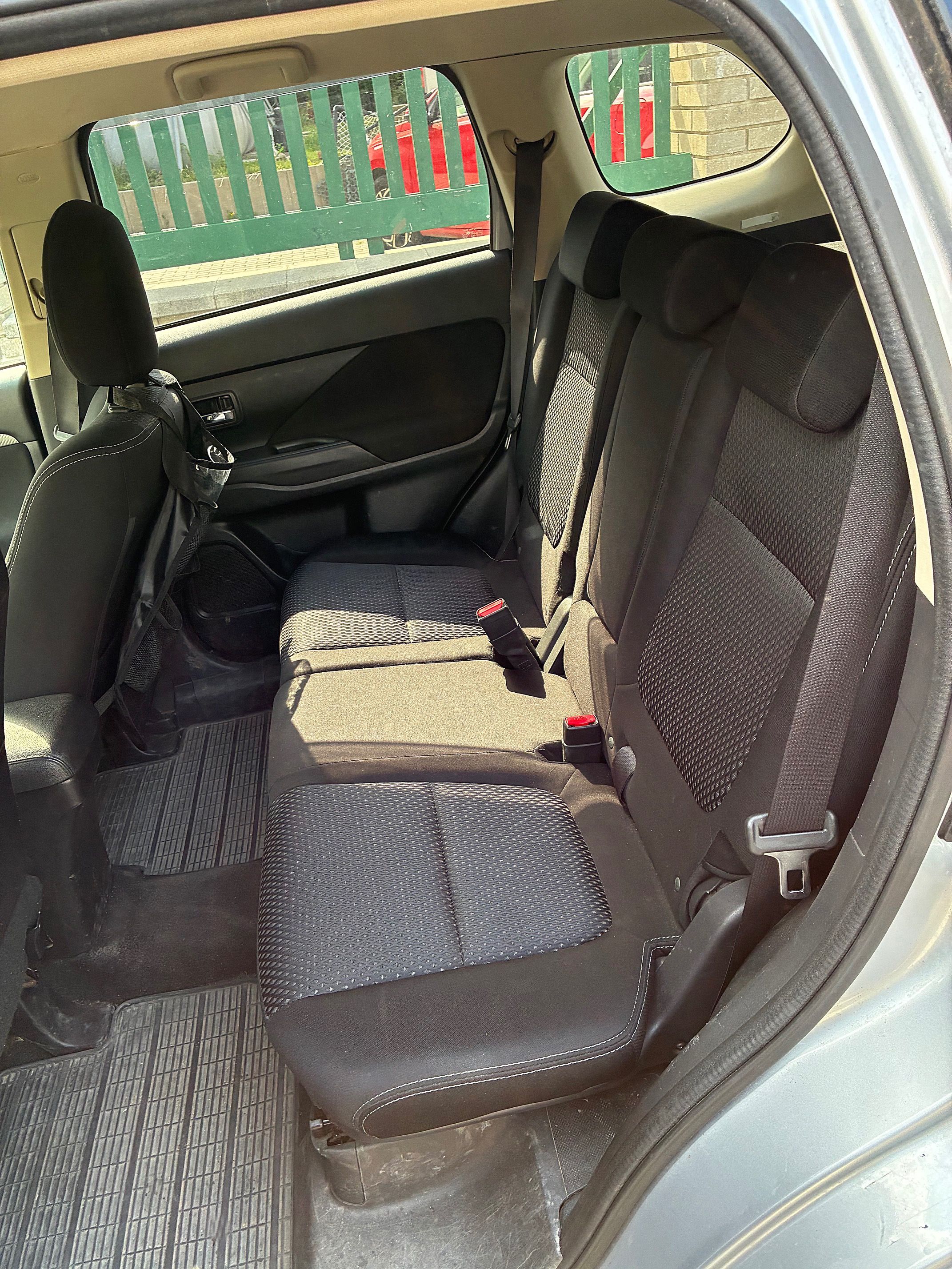 Mitsubishi Outlander, 2.2DI-D CR Intense+ - fotka 6