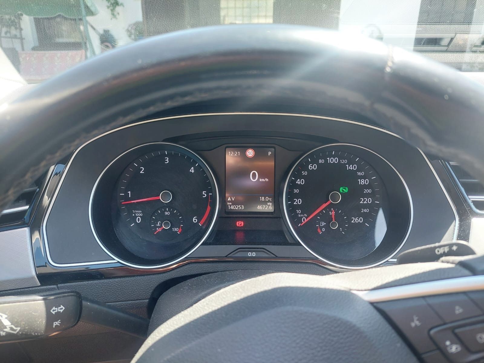 Volkswagen Passat, VW Passat 2,0 TDi - fotka 5