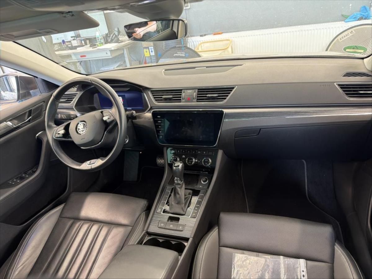 Škoda Superb, 2,0 TDI,WEBASTO,TAŽNÉ - fotka 5