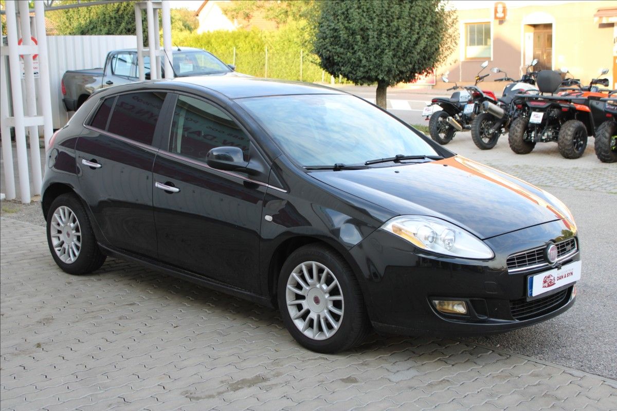 Fiat Bravo, 1,4 16V Turbo 120k Emotion - fotka 2
