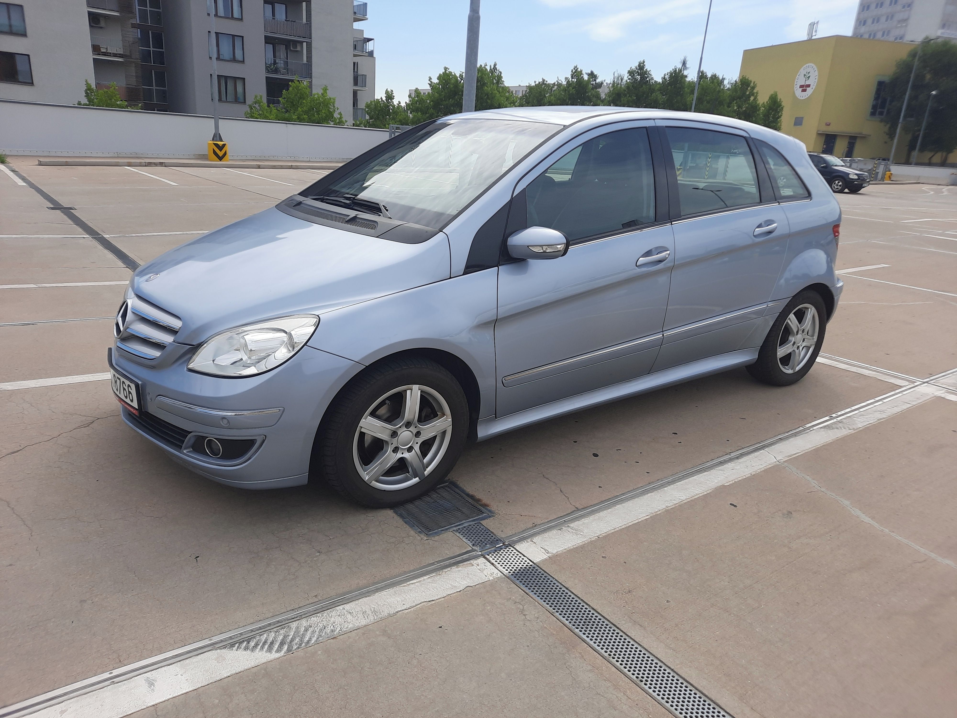 Mercedes-Benz Třídy B, B 200 CDI - Servisovano - fotka 2