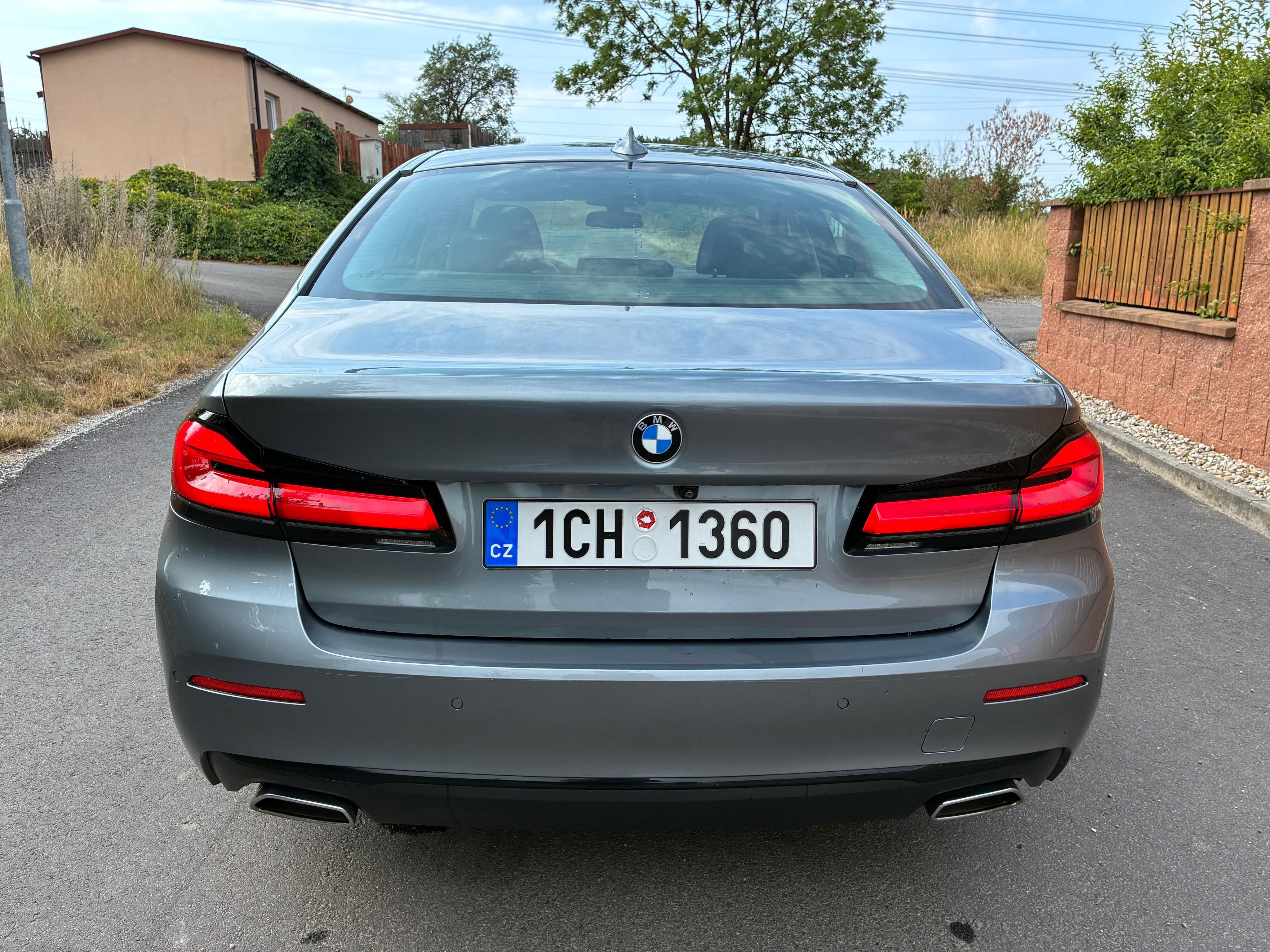 BMW Řada 5, 520d 140kw Laser Hud N.topeni - fotka 4