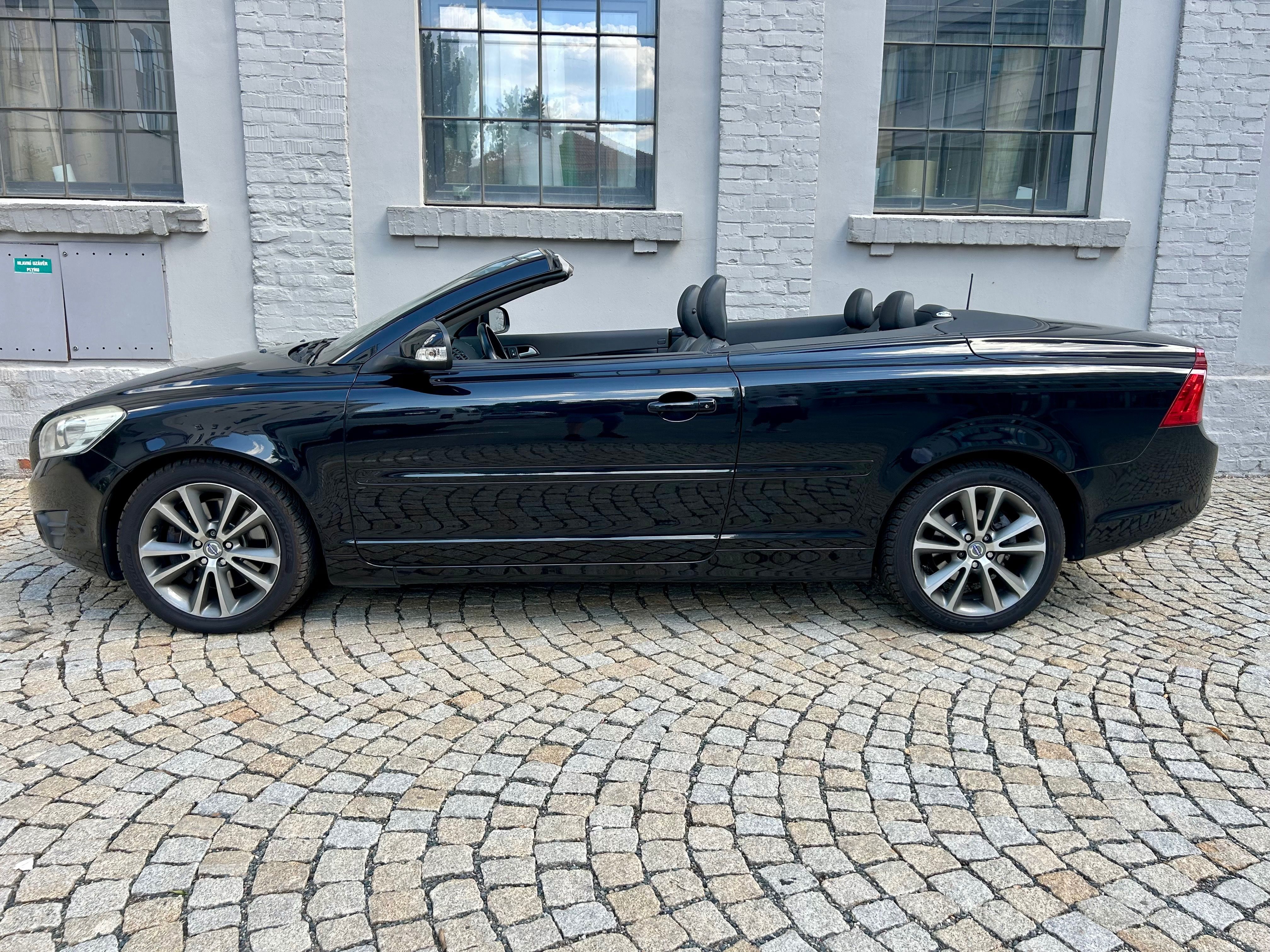 Volvo C70, 2.0D3 110KW 5VÁLEC KUŽE-VYHŘEV - fotka 2