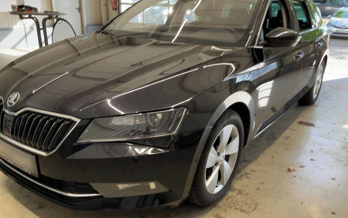 Škoda Superb, III 2.0Tdi 110KW STYLE BI-XENO