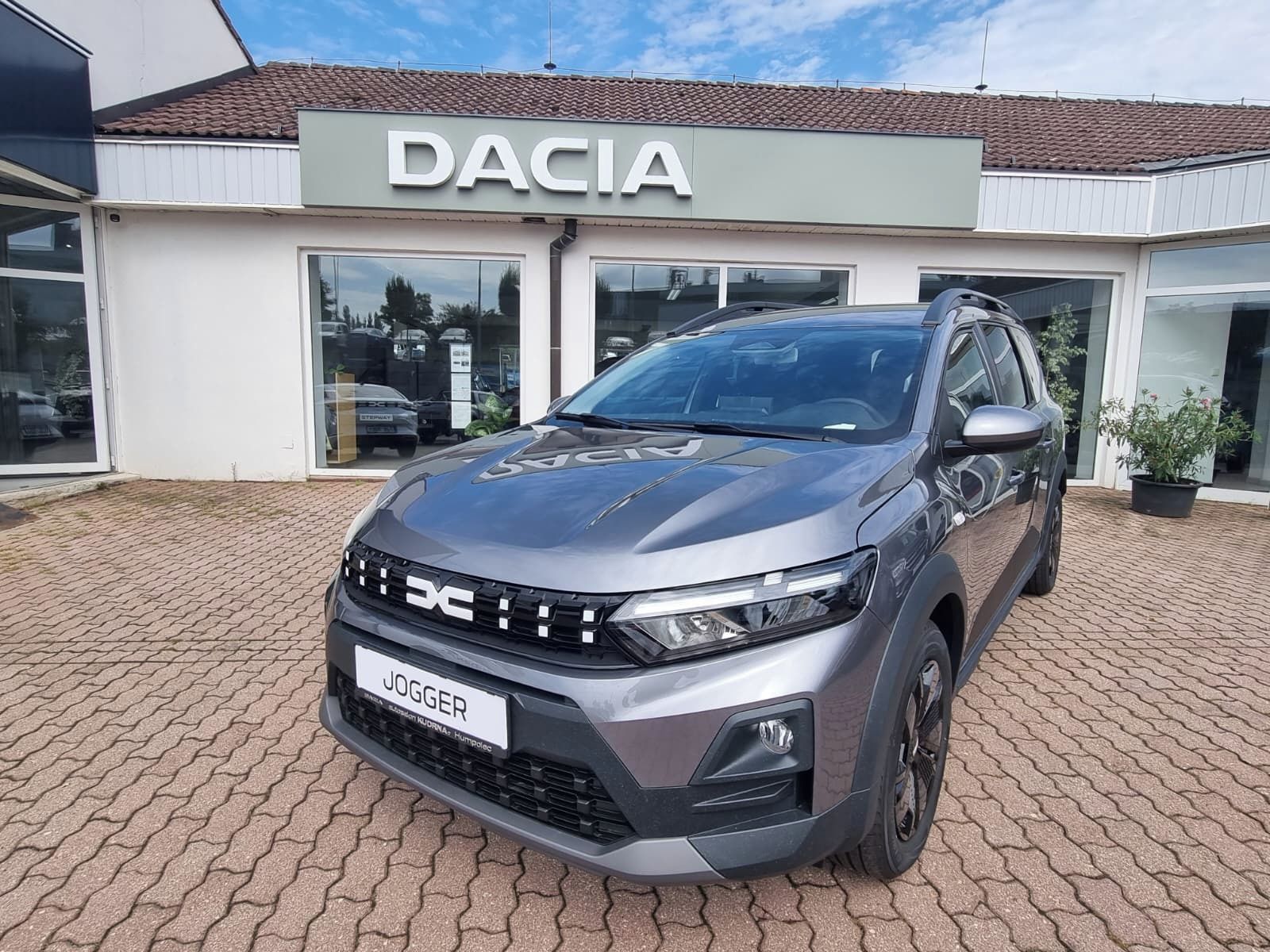 Dacia Jogger, Expression TCe 110