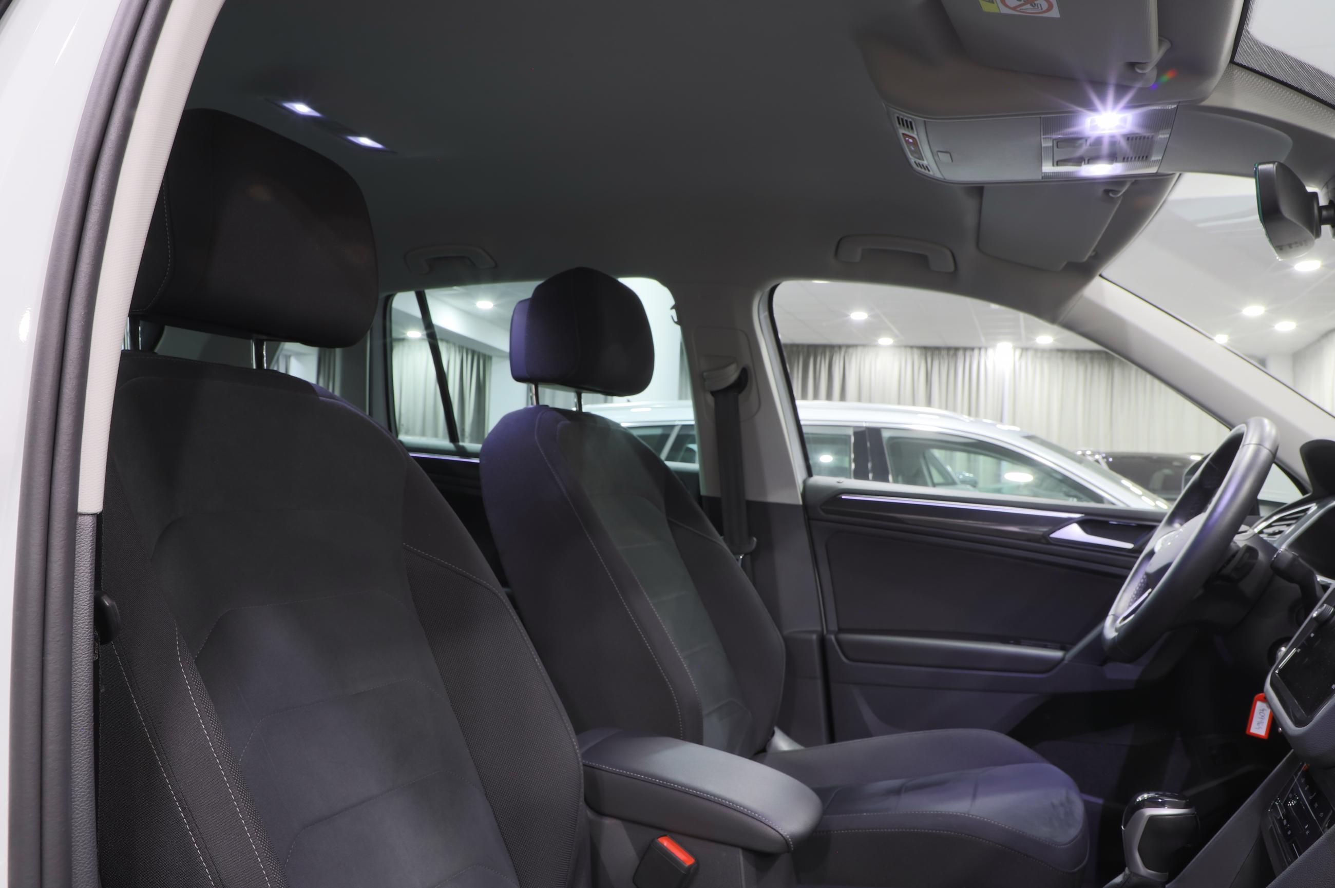 Volkswagen Tiguan, Elegance 1.4 TSI eHybrid 180kW - fotka 6
