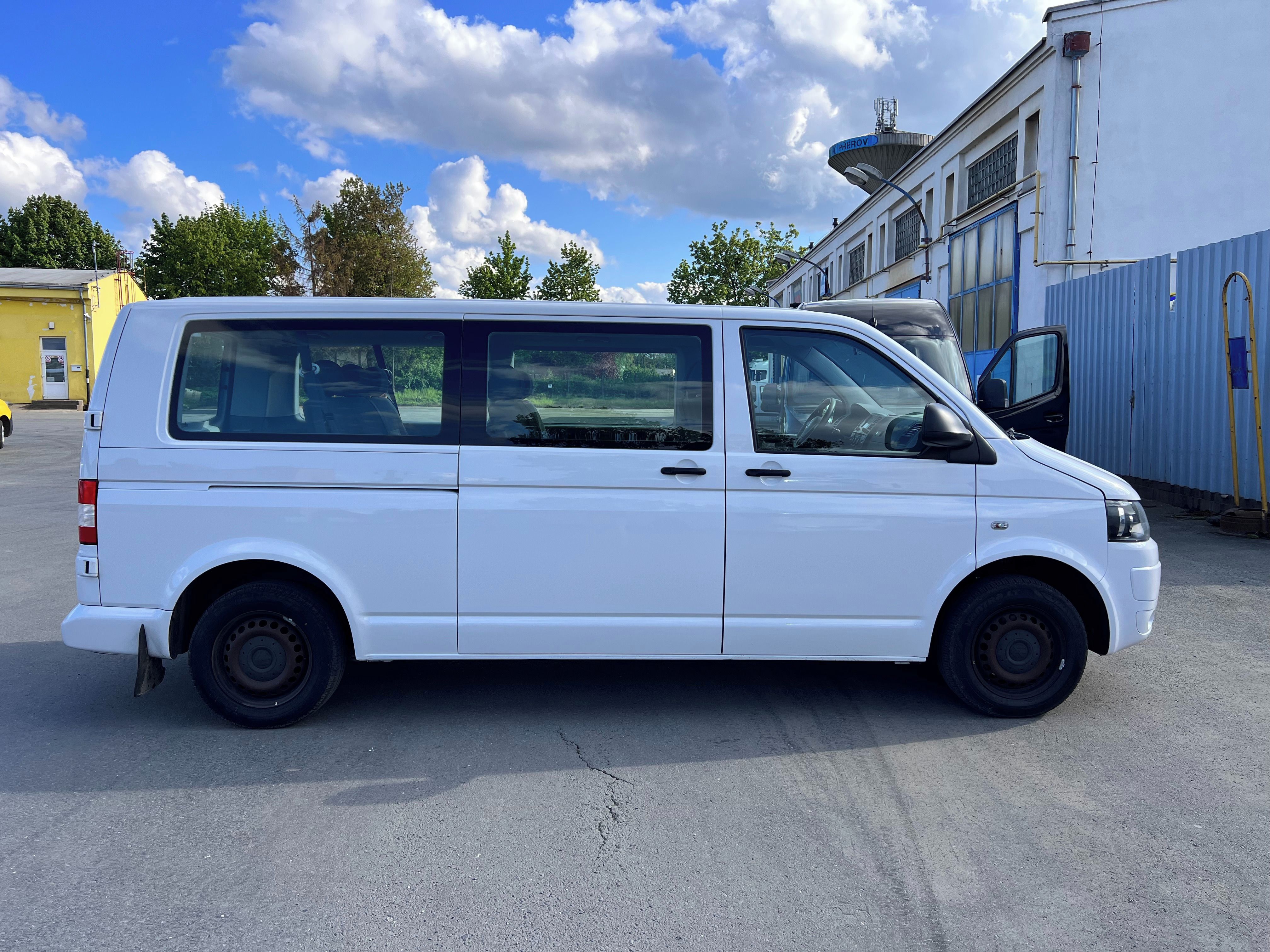 Volkswagen Caravelle, 2013, DPH - stačí jezdit - fotka 4