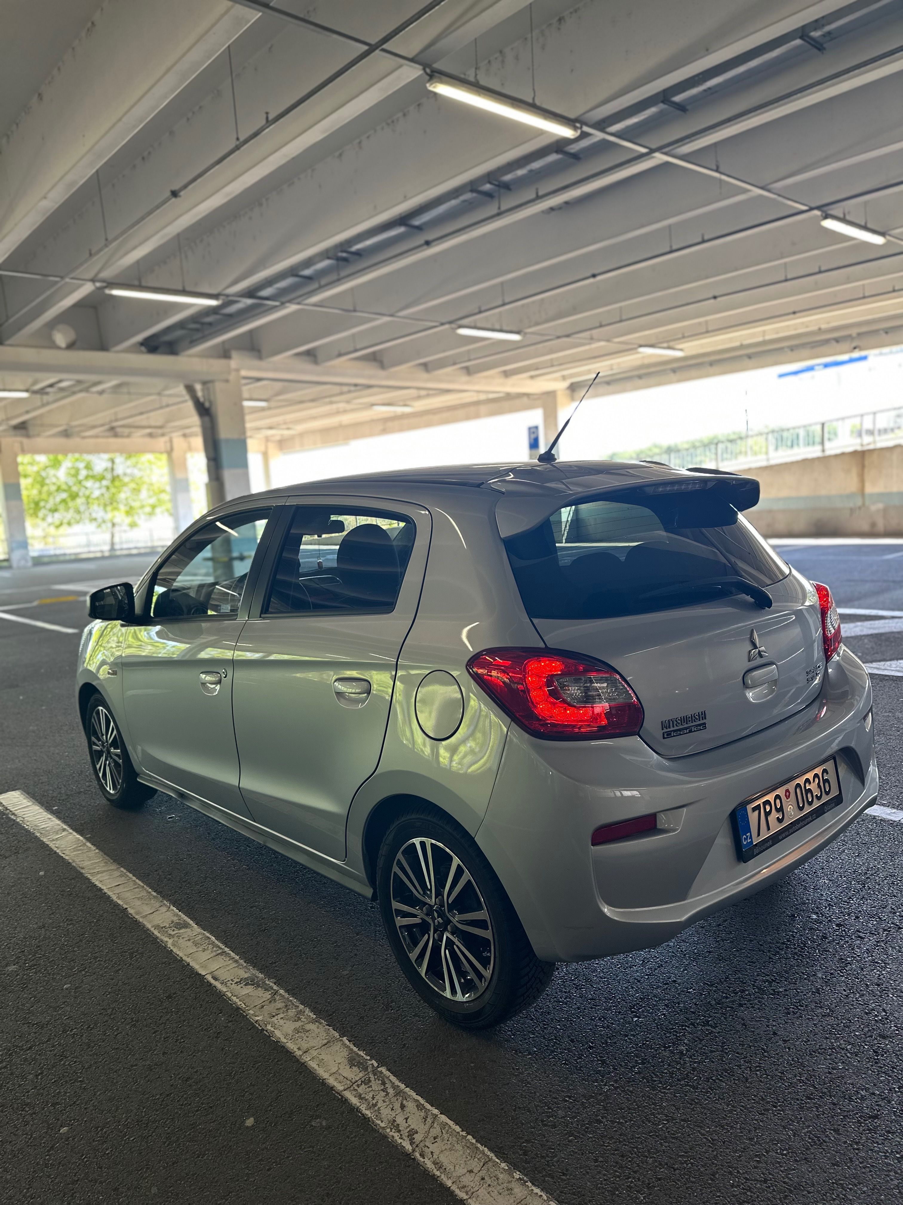Mitsubishi Space Star - fotka 6
