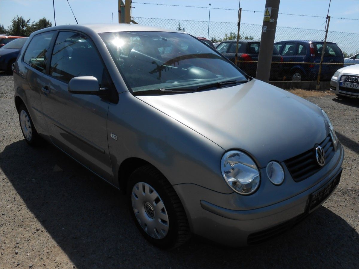 Volkswagen Polo, 1,4 i 16 V KLIMA Serviska - fotka 2