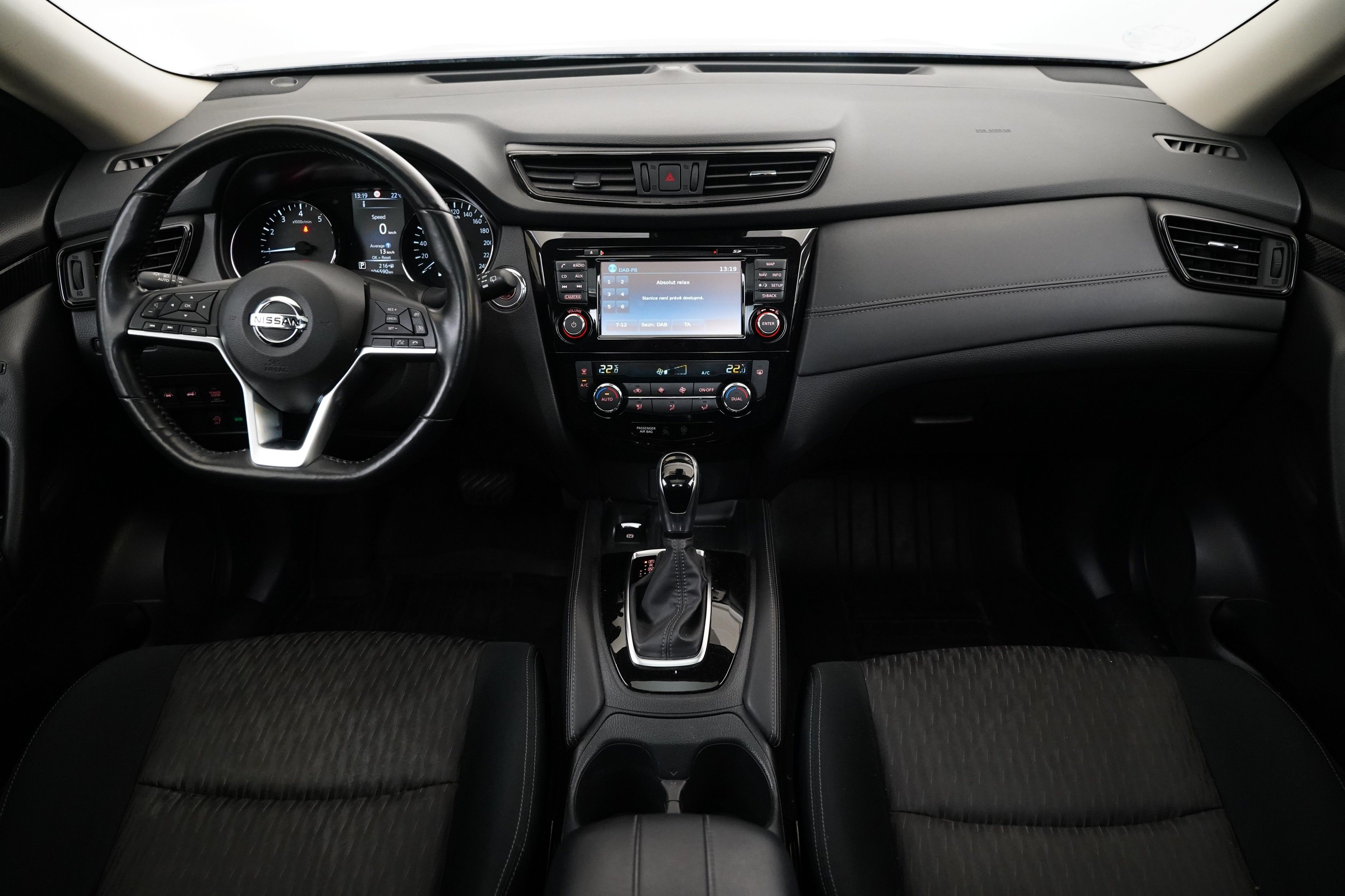 Nissan X-Trail, 1.3 DIG-T 117 kW N-Connecta - fotka 5