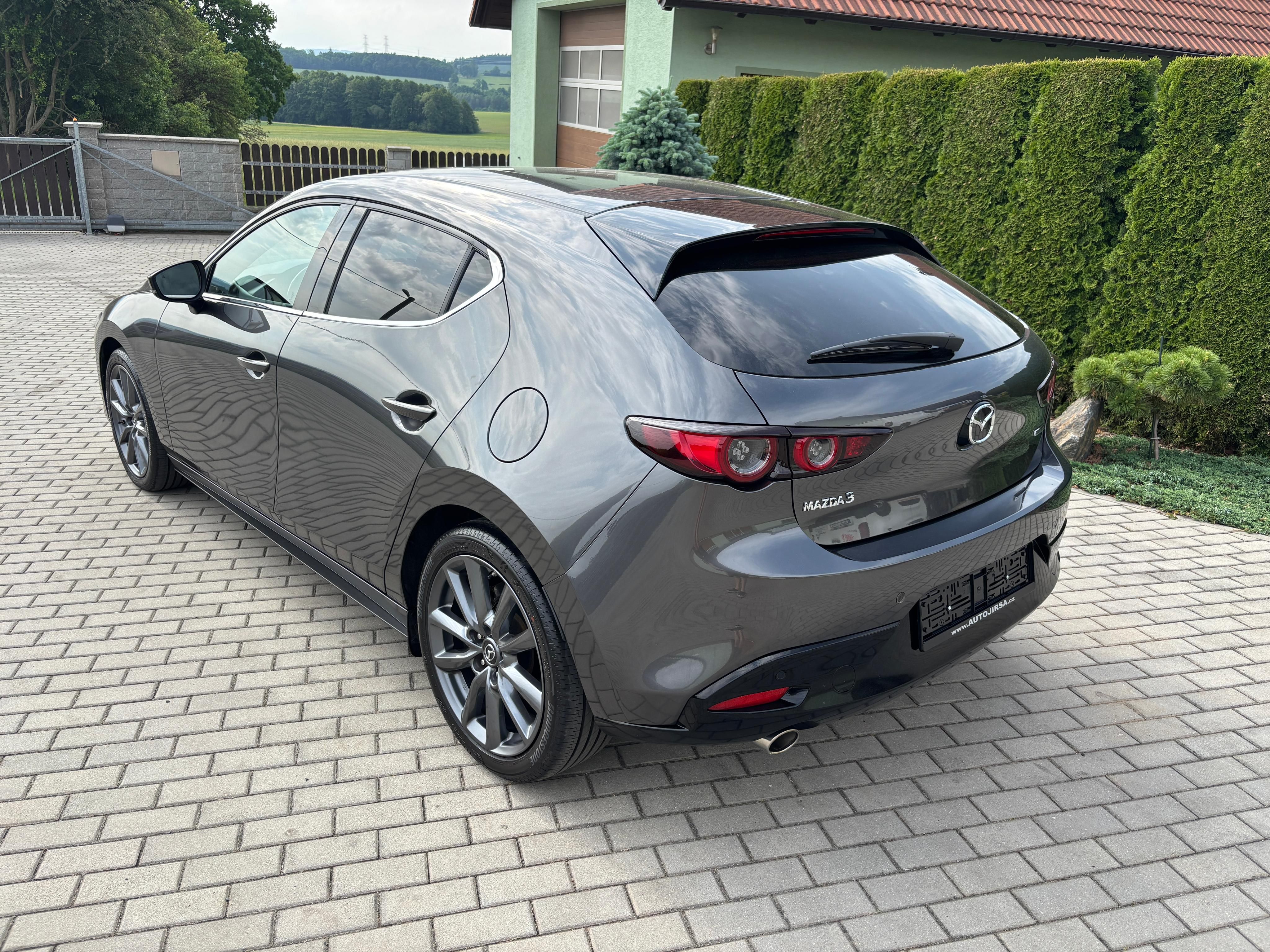 Mazda 3, 2,0 SKYACTIV ALSELECTION 110KW - fotka 6