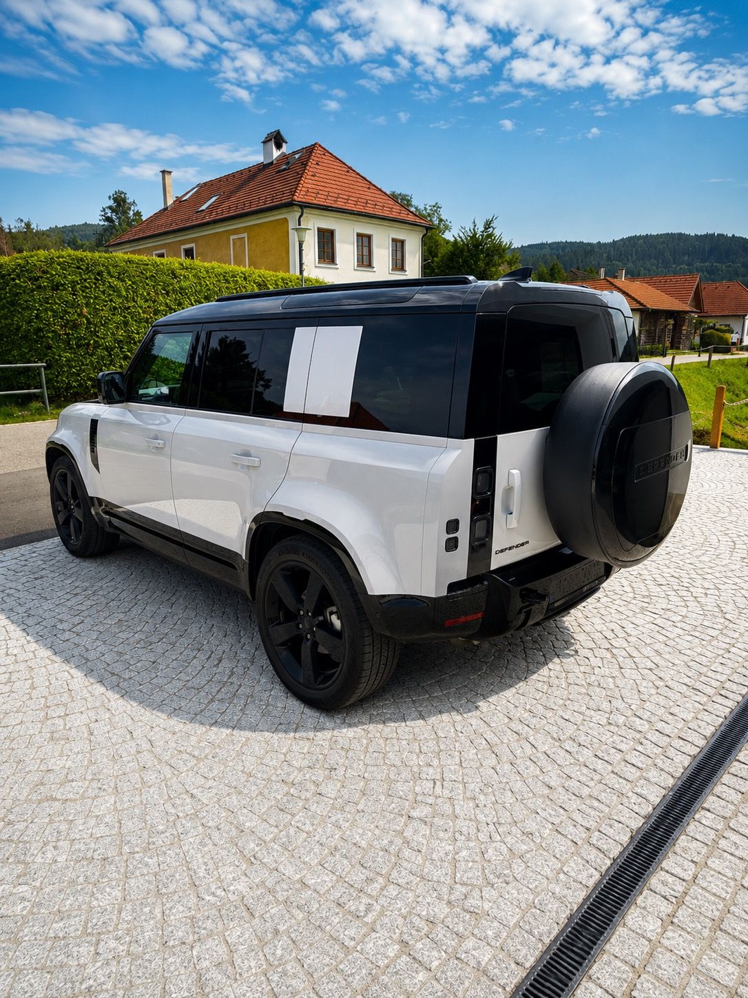 Land Rover Defender, 110 D200 X-DYNAMIC SE,MY2026 - fotka 5