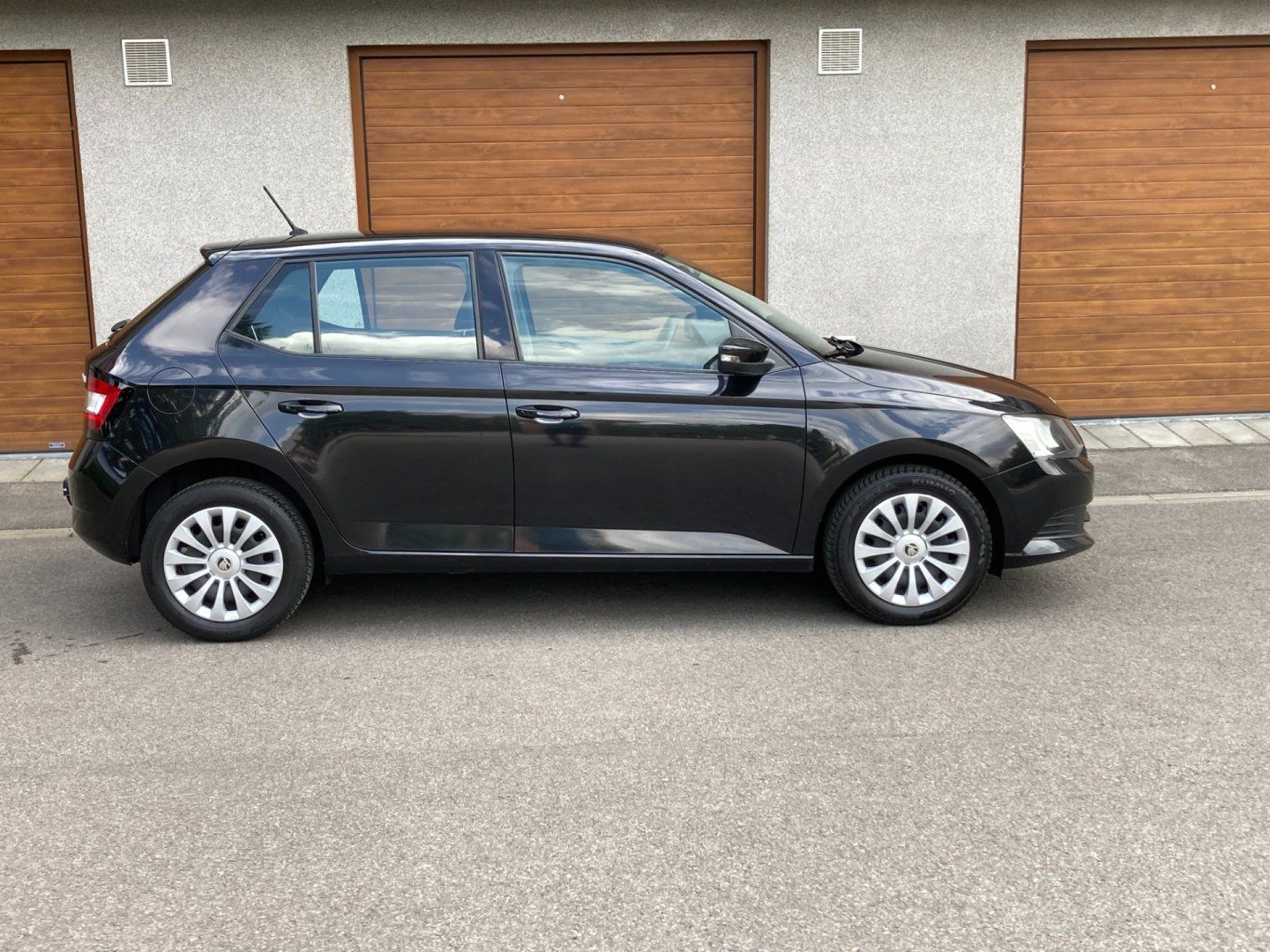 Škoda Fabia, 1,0 MPI  Tažné z. servisní k. - fotka 2