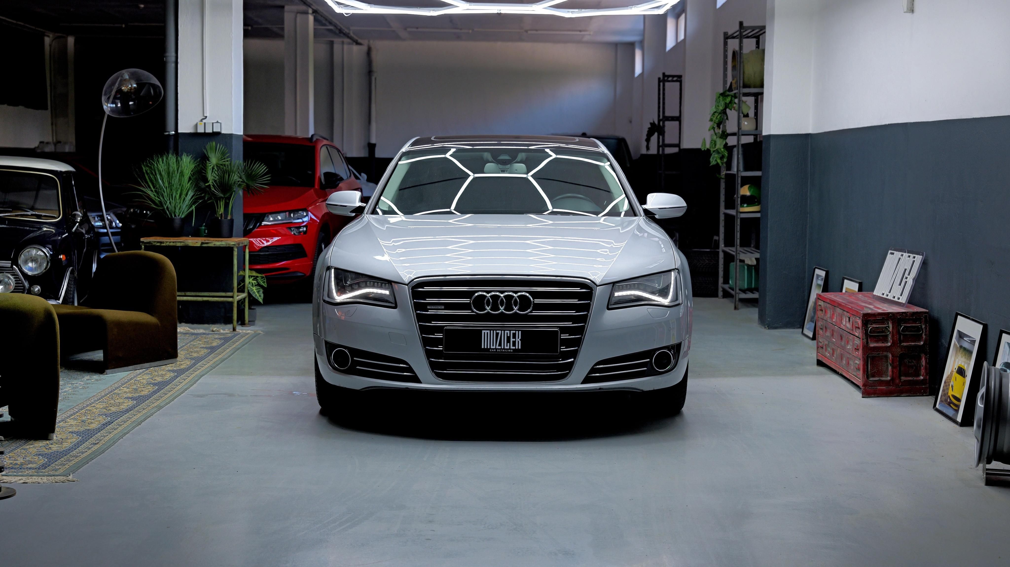 Audi A8, A8 Sline servis 1majitel - fotka 4