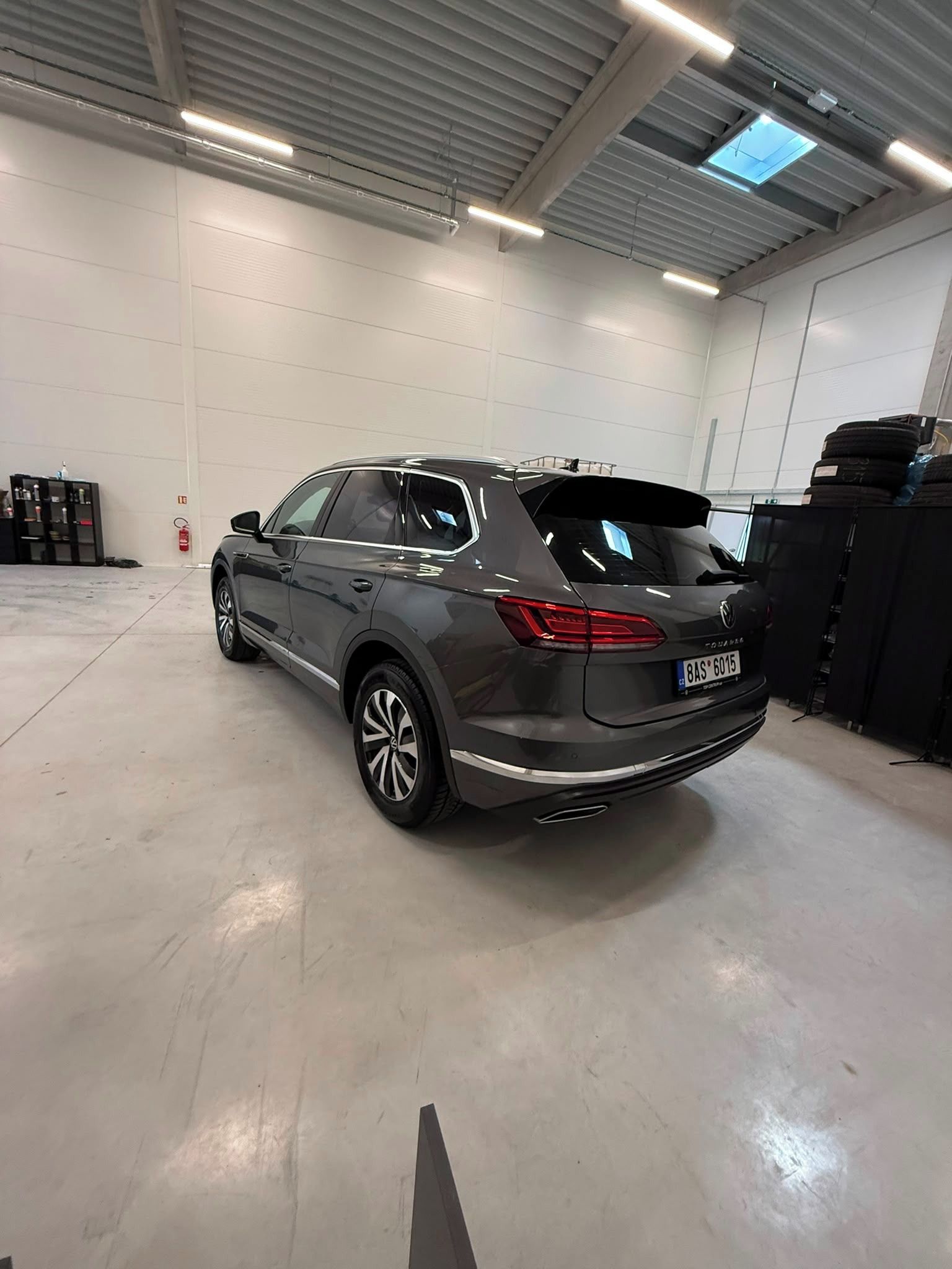Volkswagen Touareg, 3.0 Elegance 2021 DPH - fotka 2