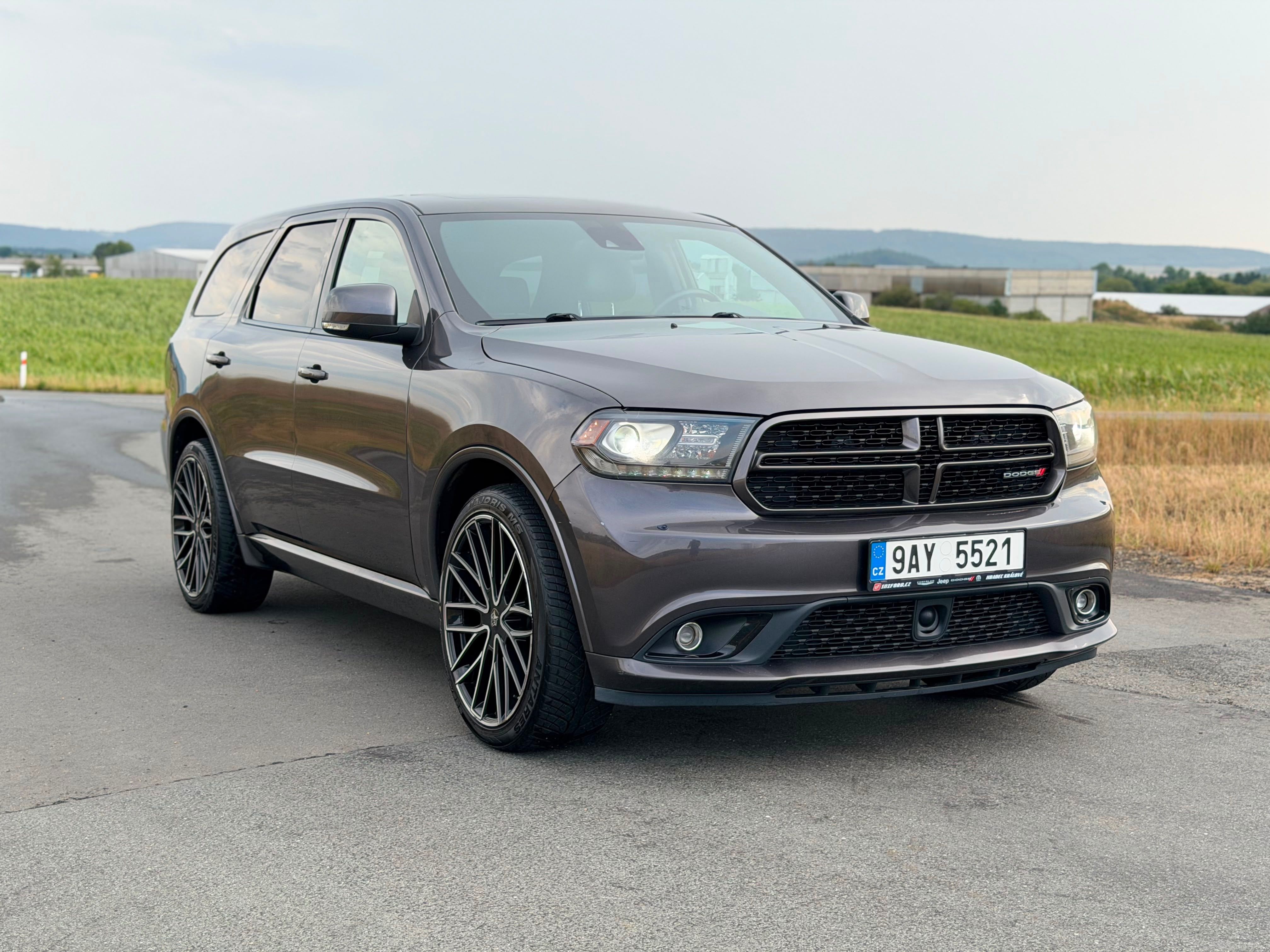 Dodge Durango, R/T 5.7 V8 AWD Nehavarované - fotka 2