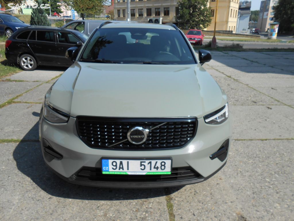 Volvo XC40, B3 120kW PLUS DARK DCT