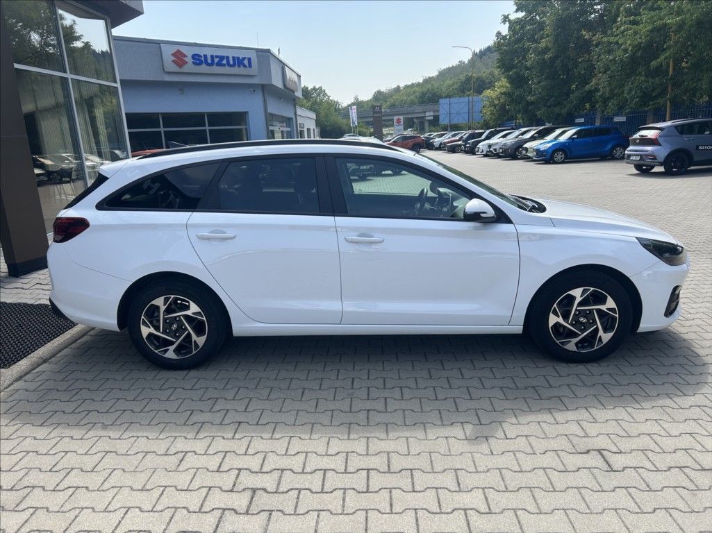 Hyundai i30, 1,5 Smart DPi - fotka 4