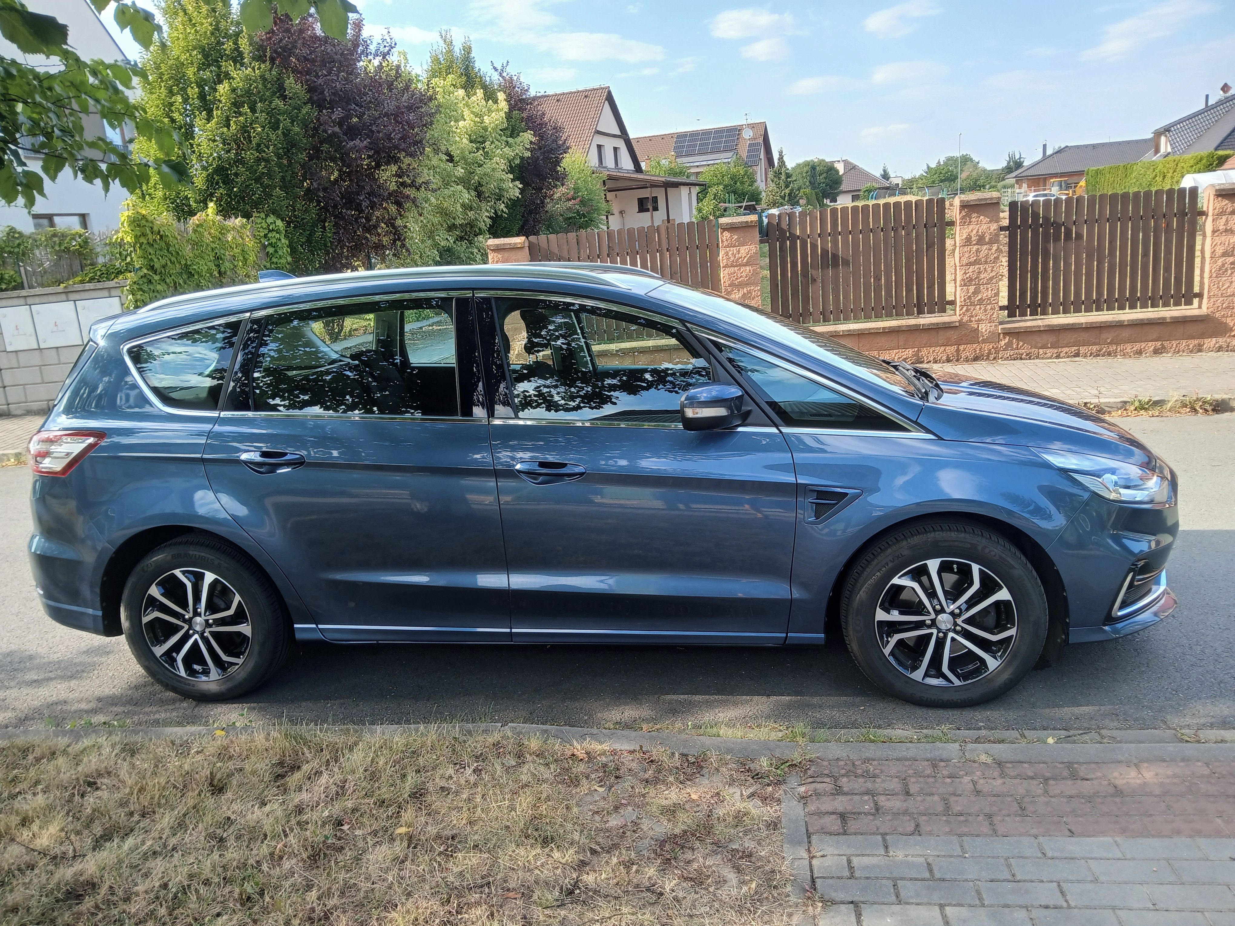 Ford S-MAX, S-Max 1. majitel - fotka 2