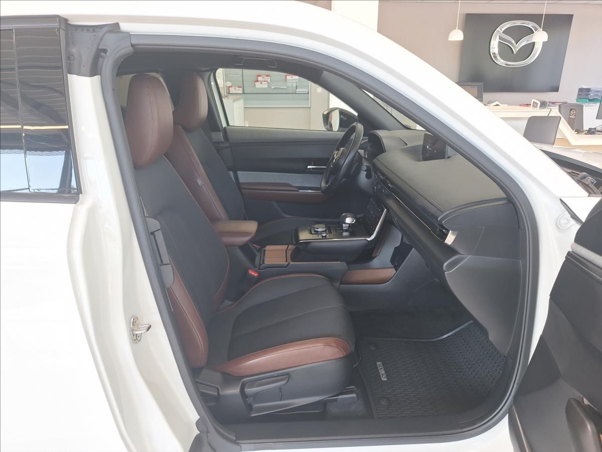 Mazda MX-30, EV e-SKYACTIV LUXURY - VINTAGE - fotka 4