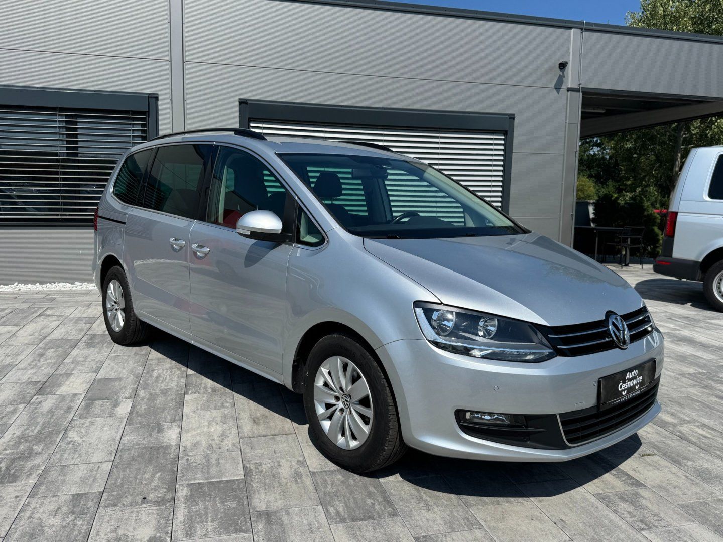 Volkswagen Sharan, Comfortline 2.0 TDI 103kW - fotka 3